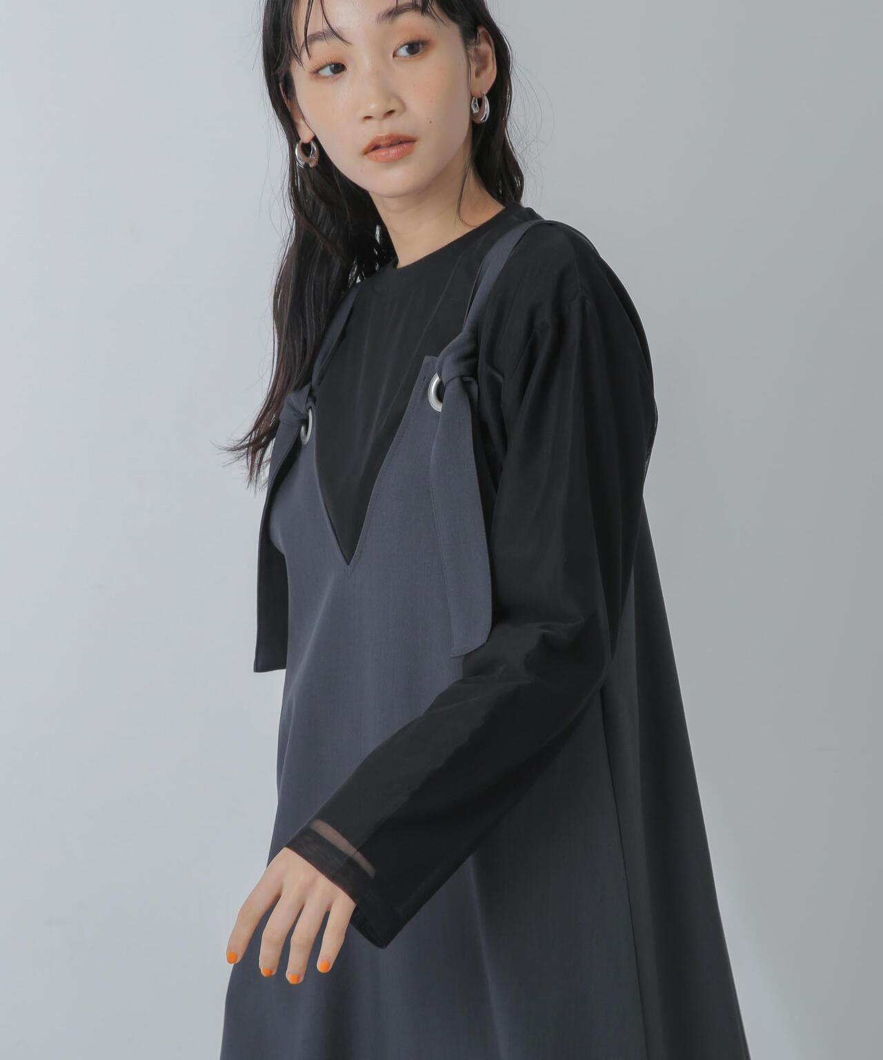 チュールレイヤードロングスリーブTシャツ