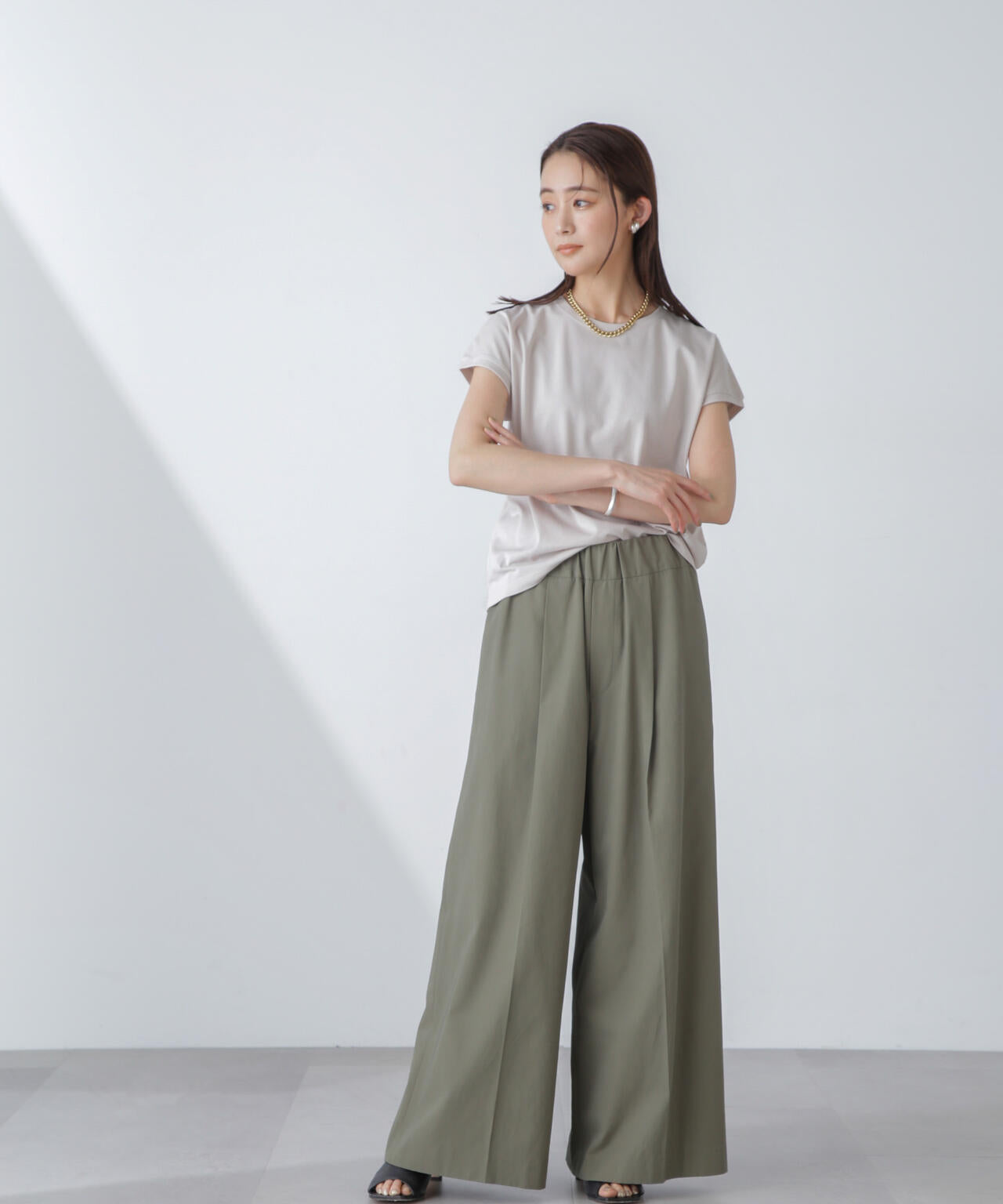 汗染み防止加工接触冷感フレンチスリーブTシャツ