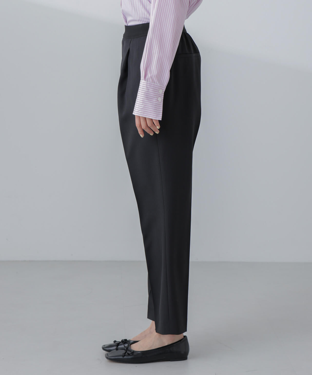 ウエストバインダーゴムテーパードストレッチパンツ