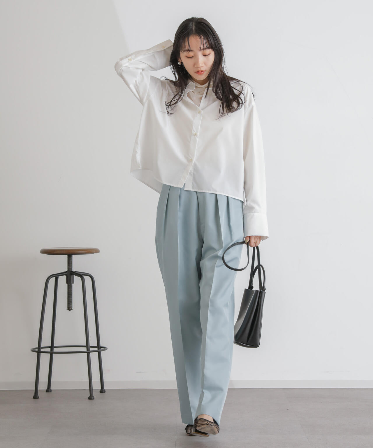 ベルトディテールパンツ