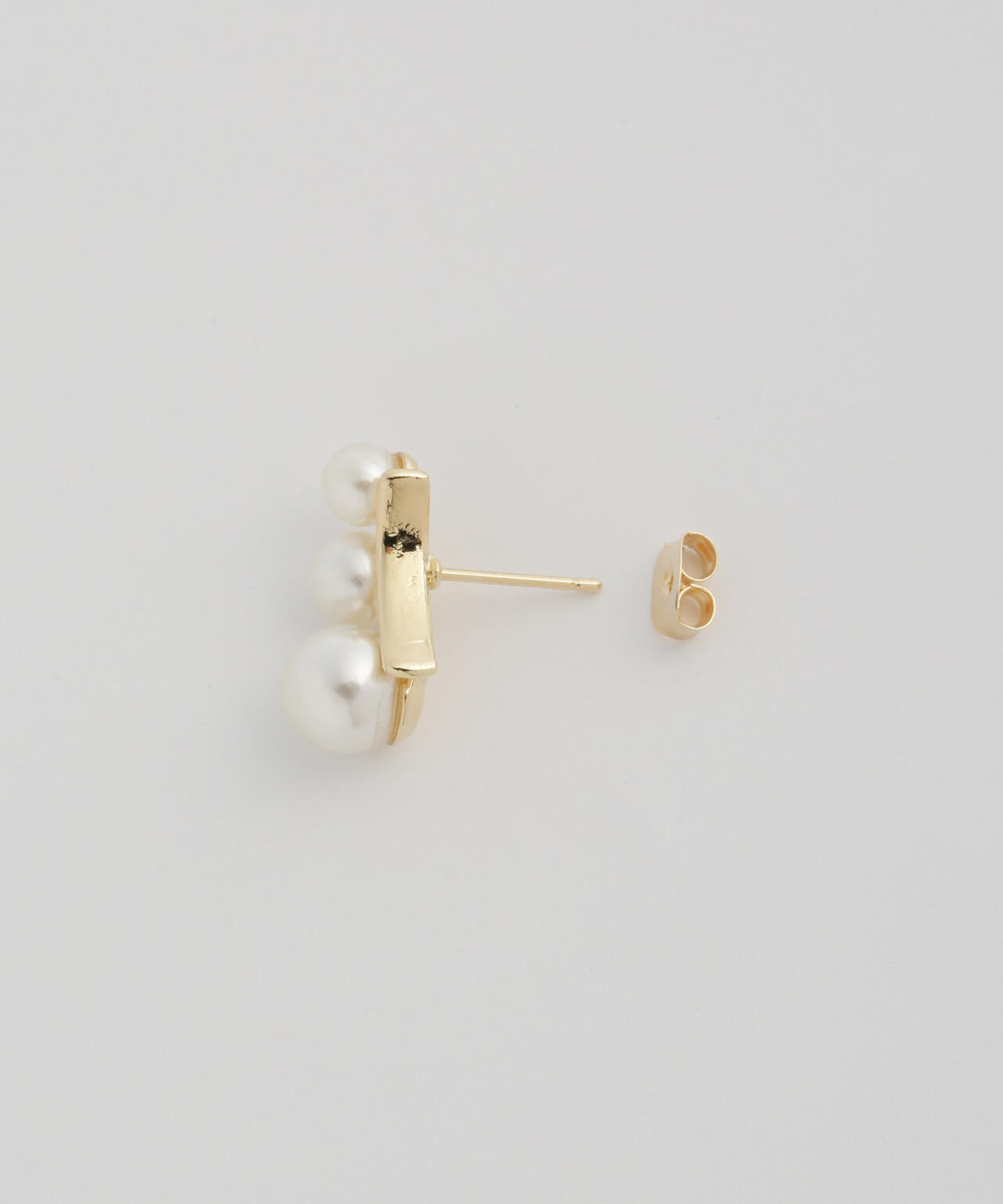 トリプルパールピアス