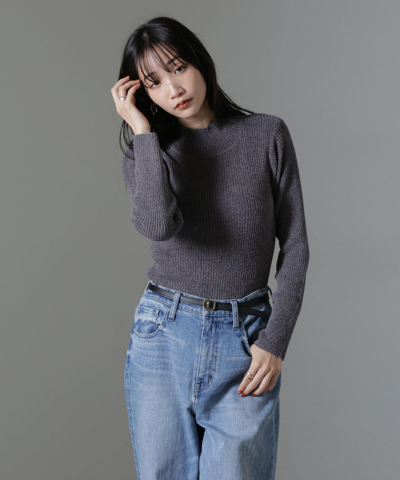 ベロアモールハイネックリブニット