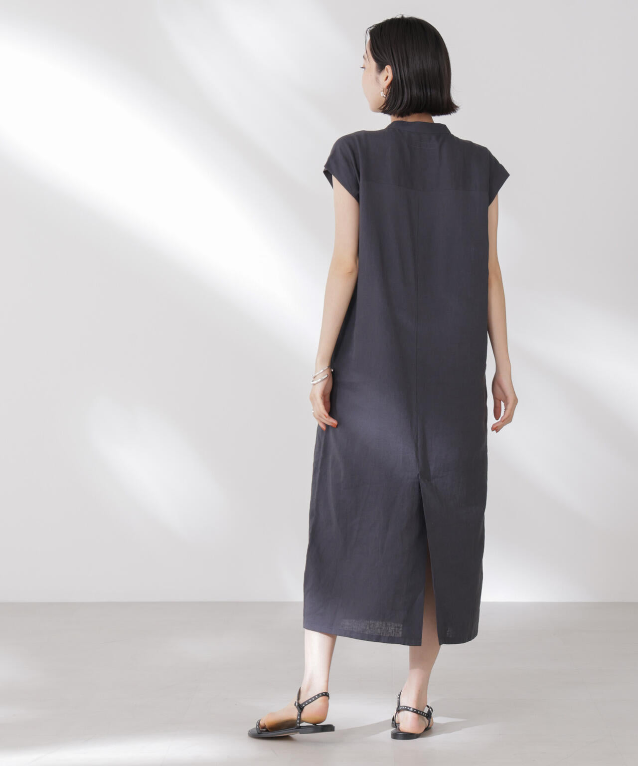 Anti Smell Linen フレンチスリーブワンピース