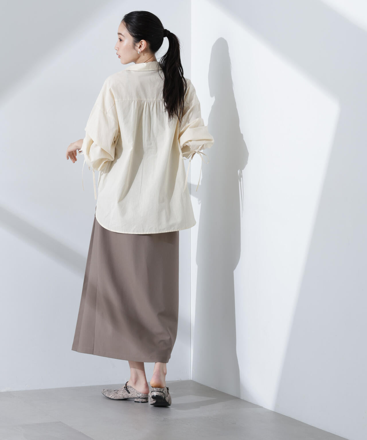 リボンスリーブシャツ