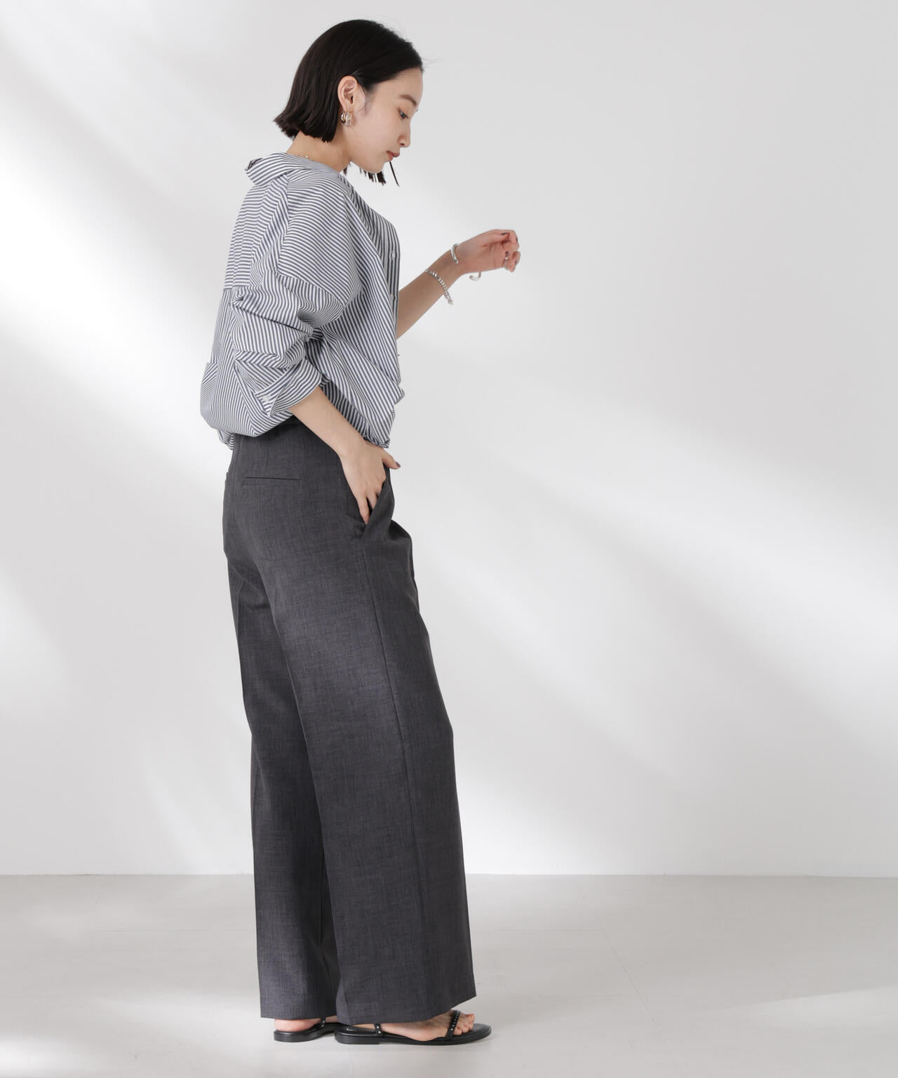 リネンライクセンタープレスタックパンツ(セットアップ可)