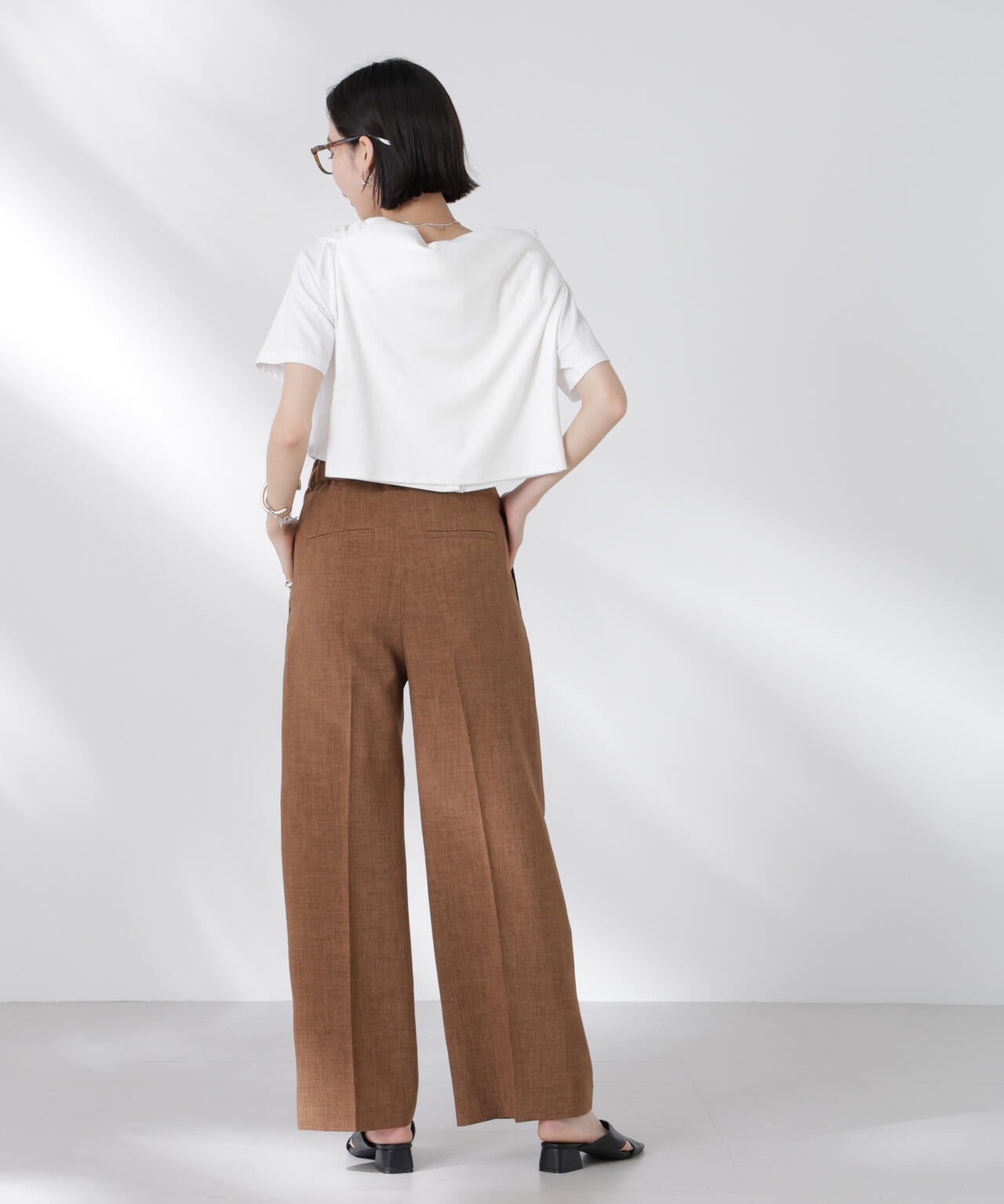 リネンライクセンタープレスタックパンツ(セットアップ可)
