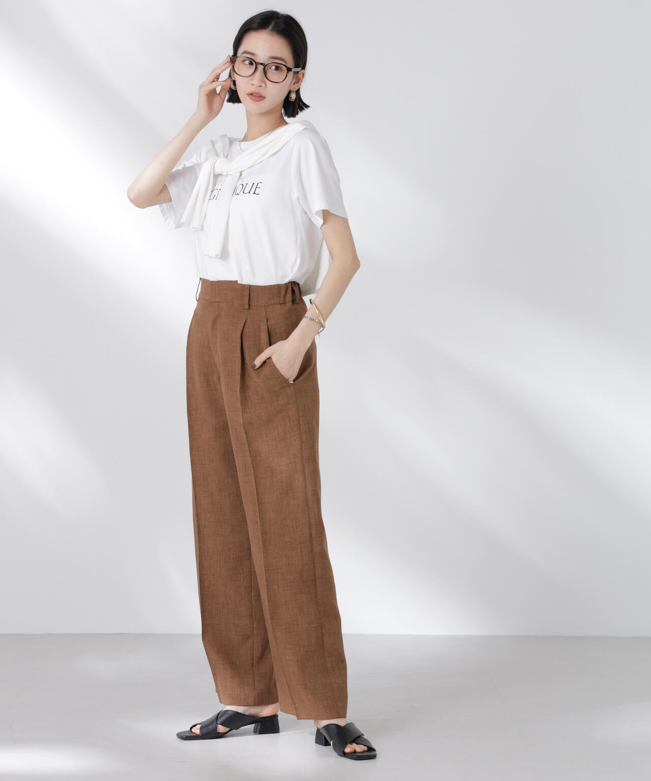 リネンライクセンタープレスタックパンツ(セットアップ可)