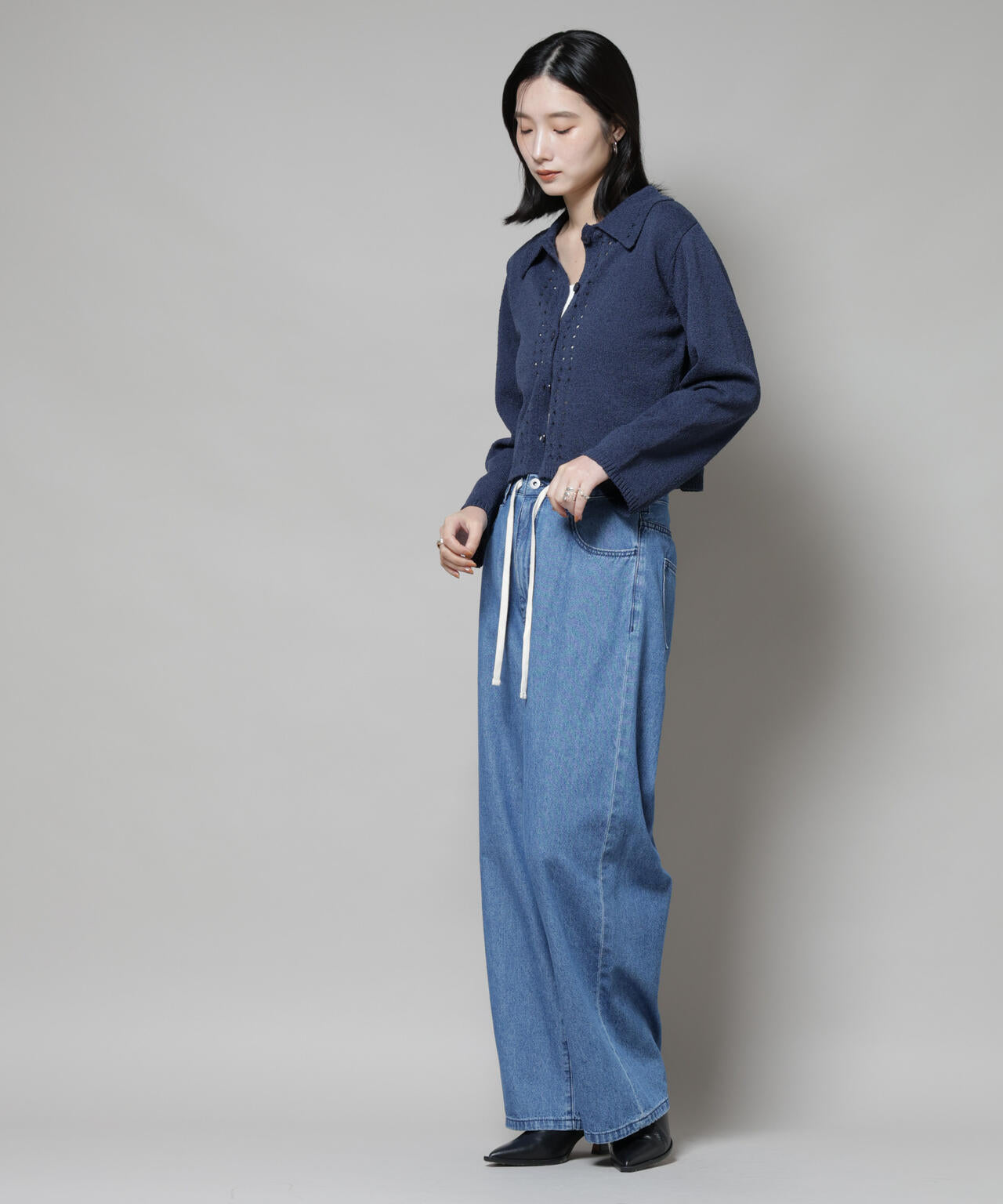 衿付アイレットクロップドニットカーディガン