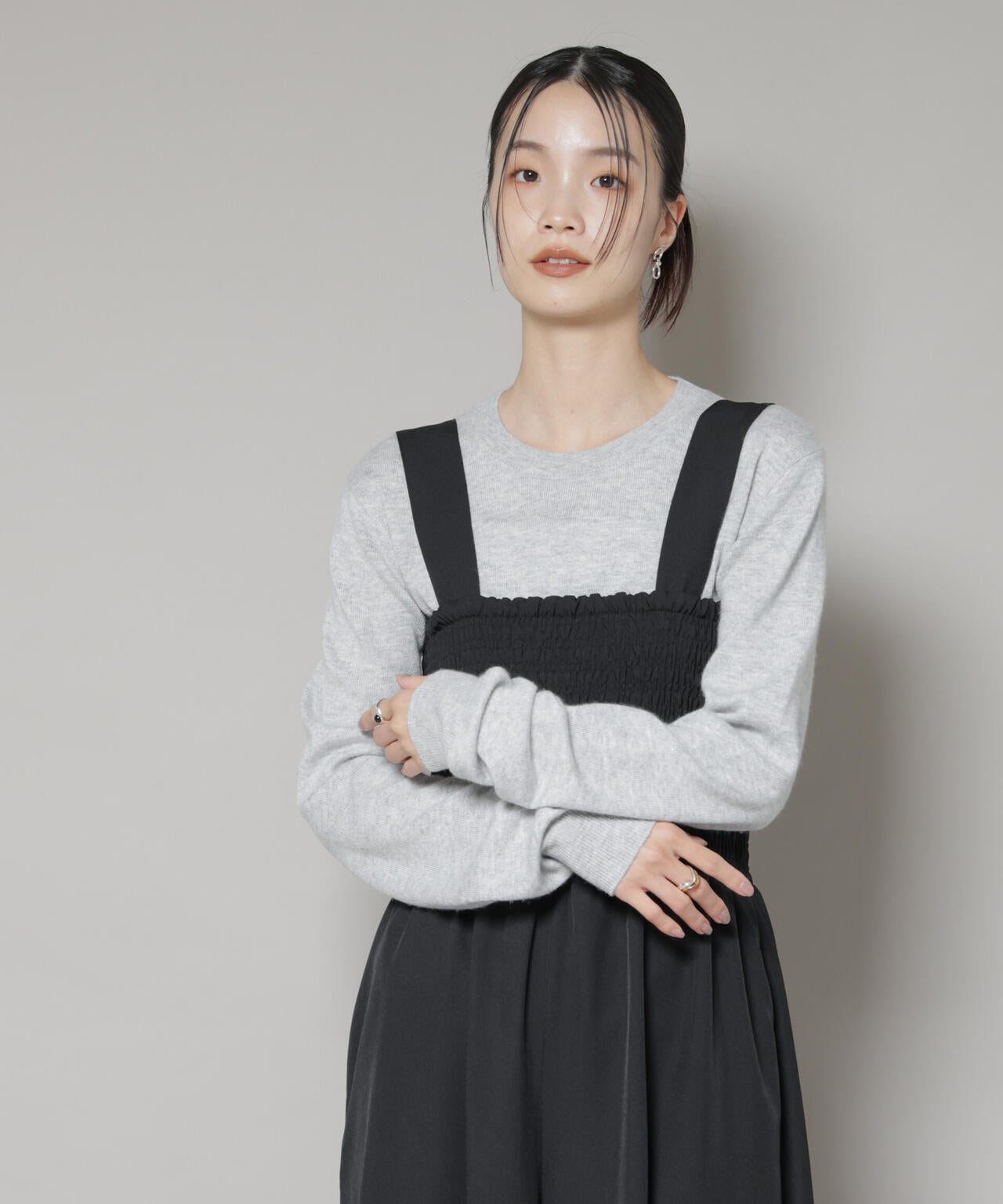 クルーネックカシミヤ混ニットプルオーバー