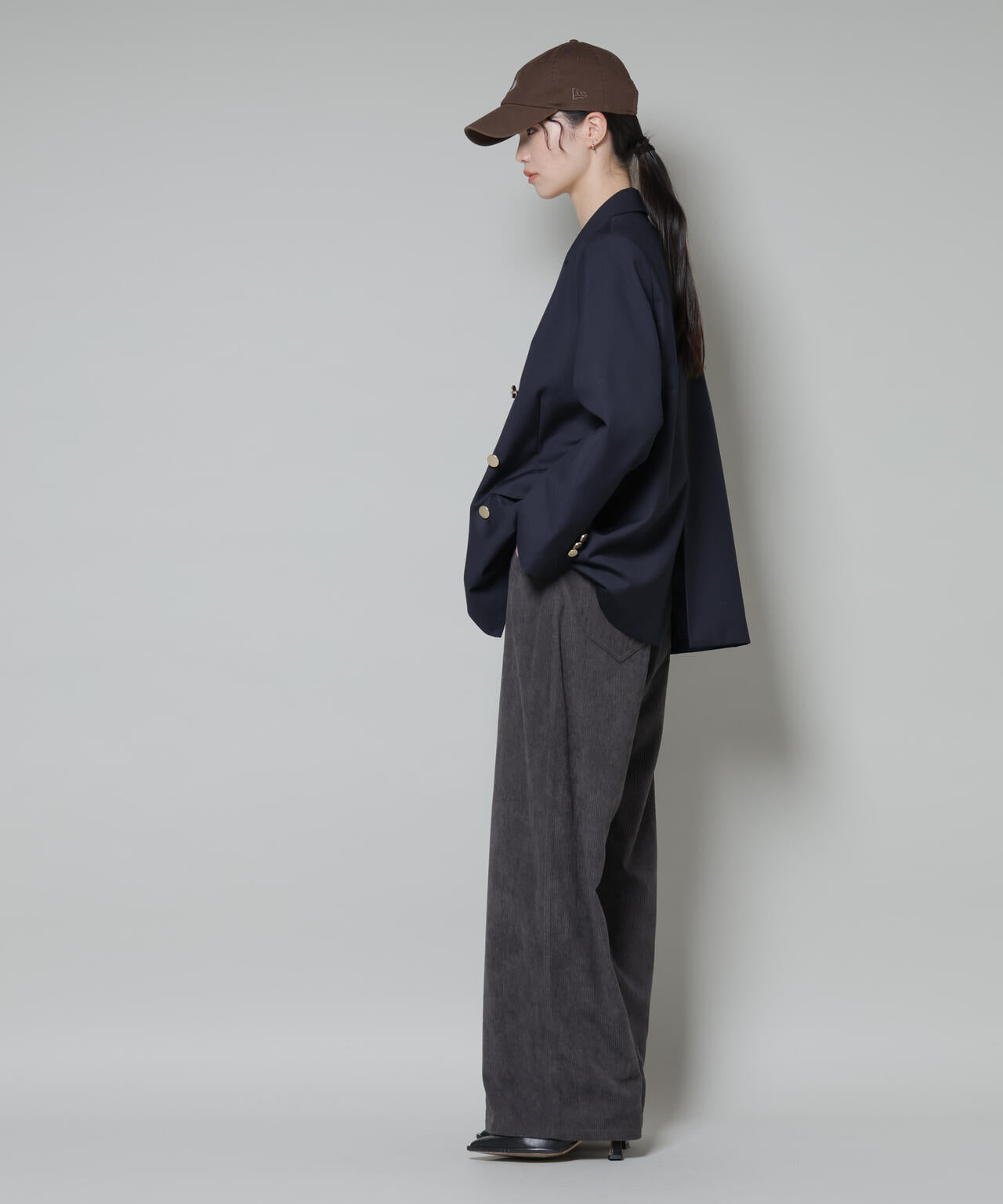 ソフトコーデュロイストレートパンツ