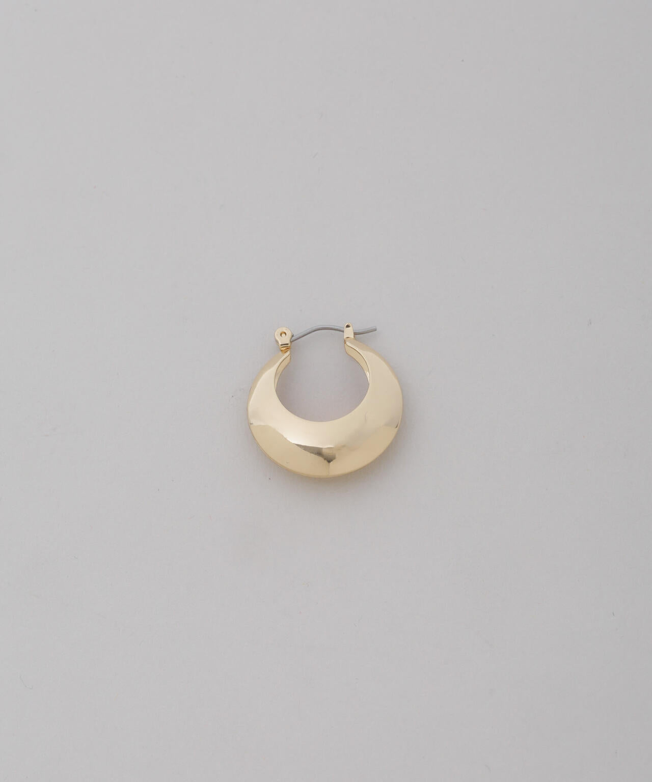 ボリュームフープピアス