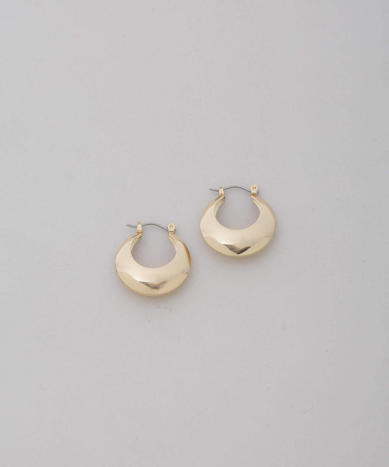 ボリュームフープピアス