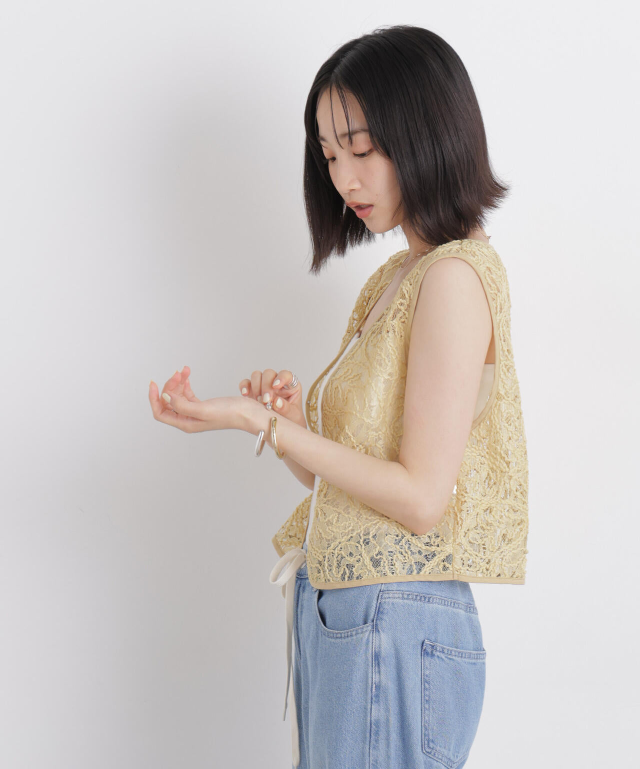 刺繍レースショートジレ