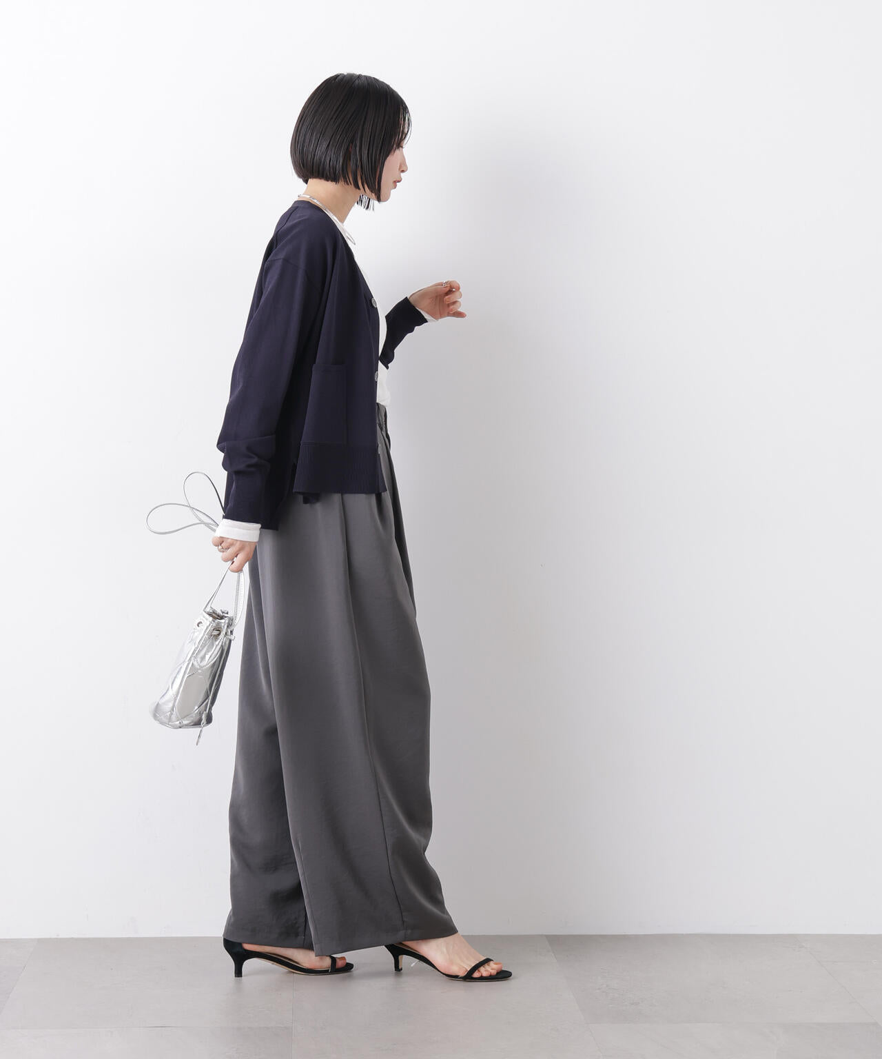 洗濯機洗い可UVカット接触冷感Vネックカーディガン