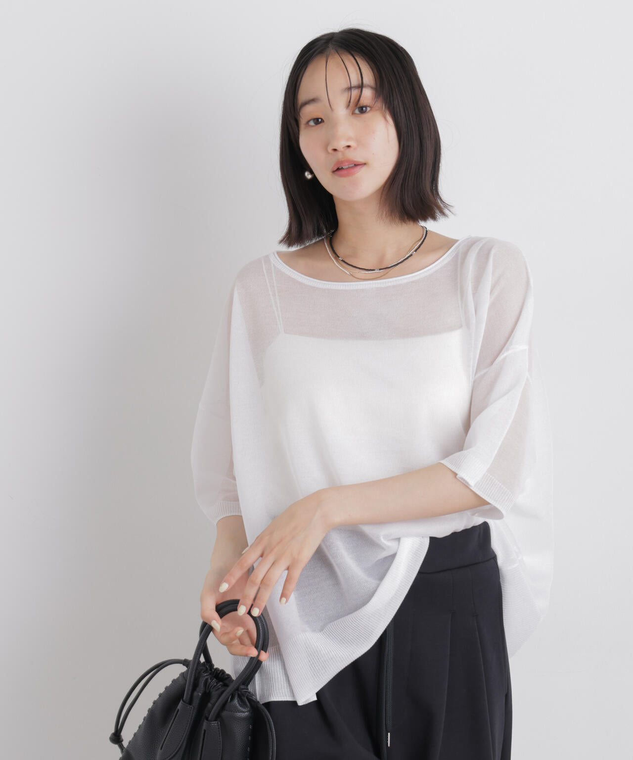 ボートネックシアーワイドニット