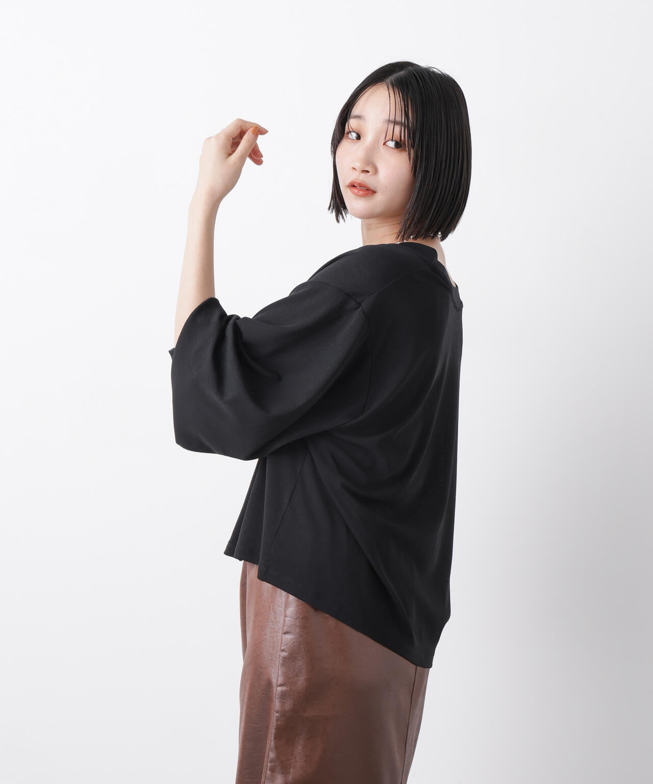 シアーカットVネックカーディガン