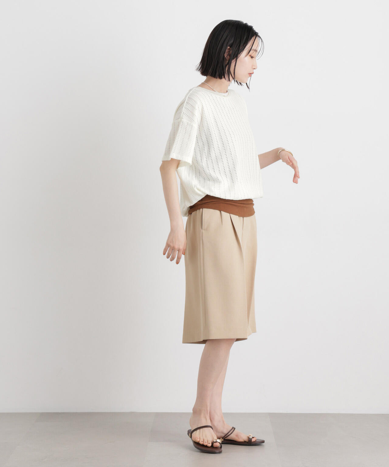カットジャガードドロストヘムトップス