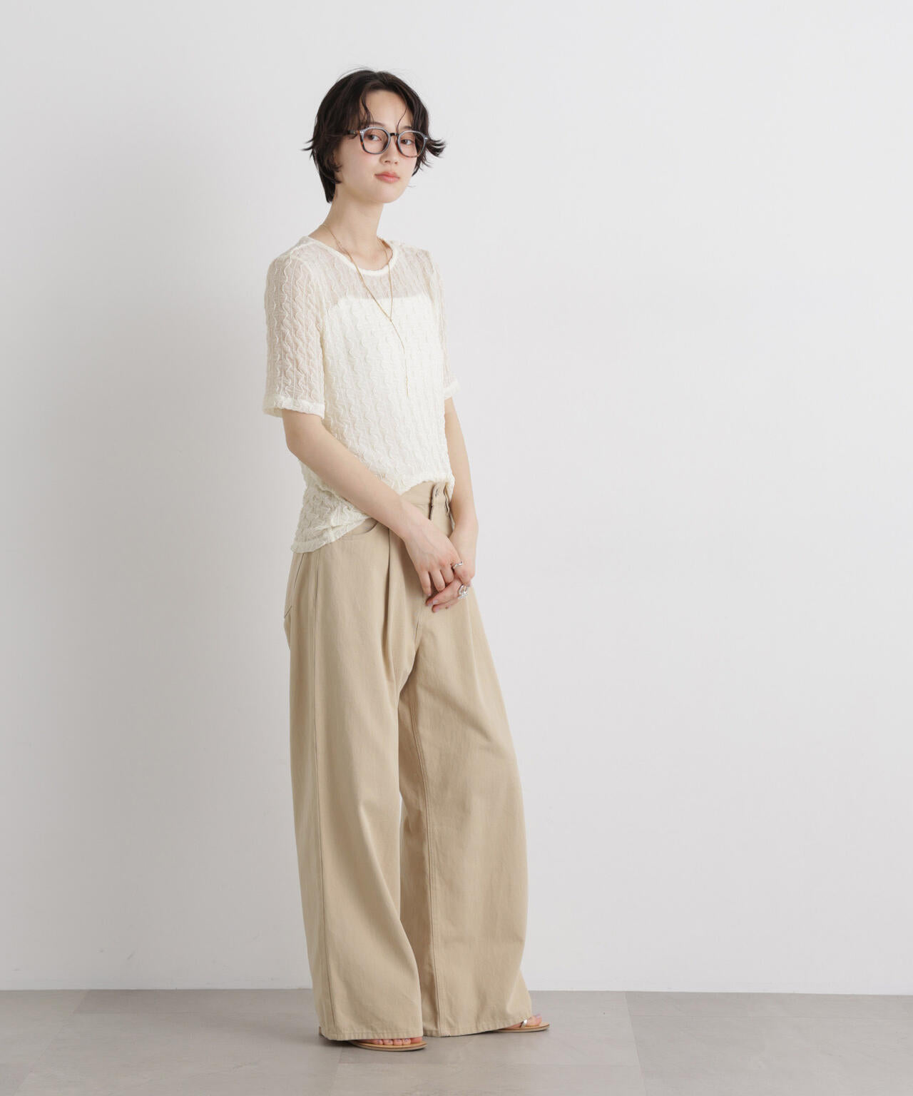 シアーカットクルーネックトップス