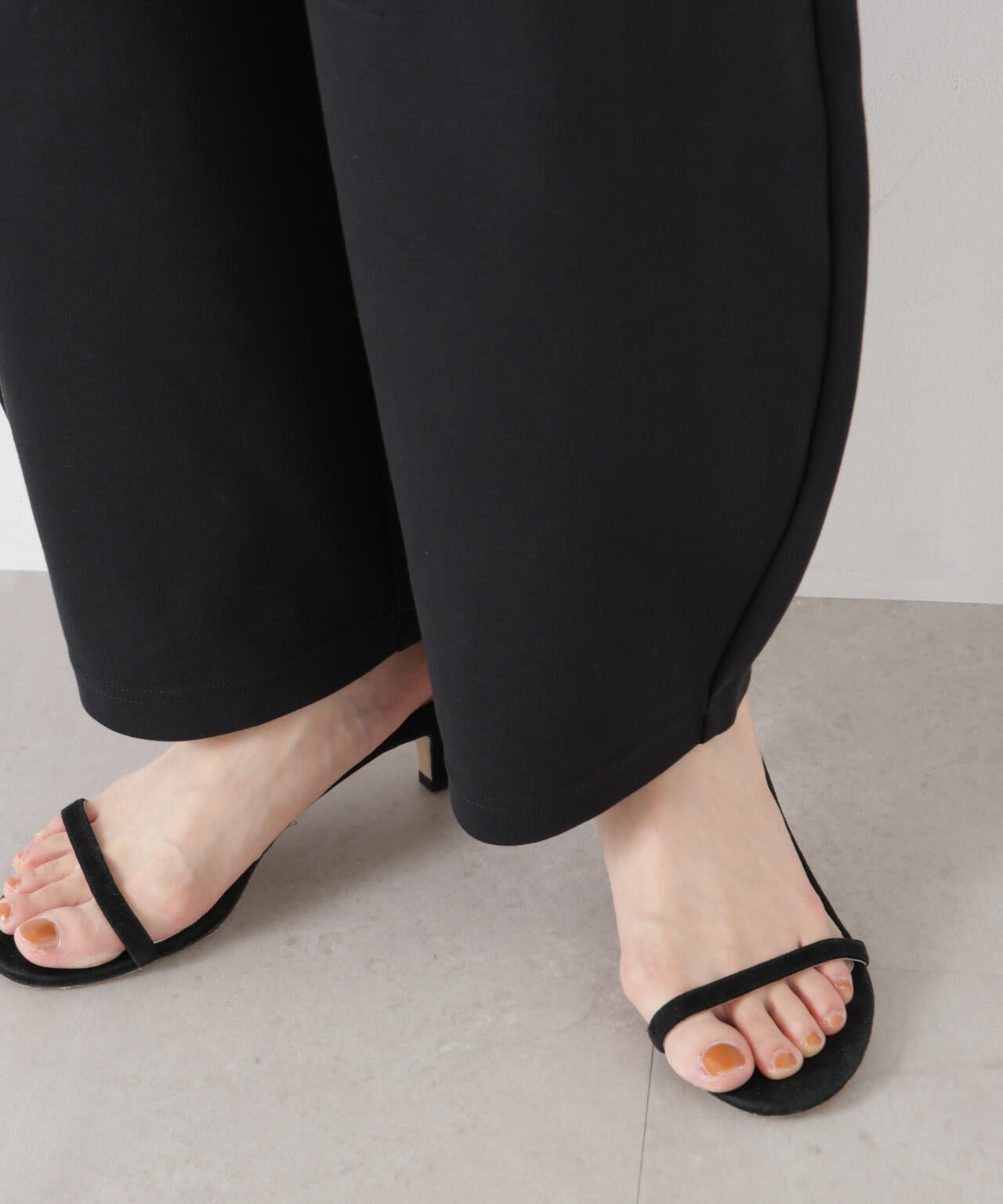 接触冷感ダンボールカットカーブシルエットパンツ(セットアップ可)