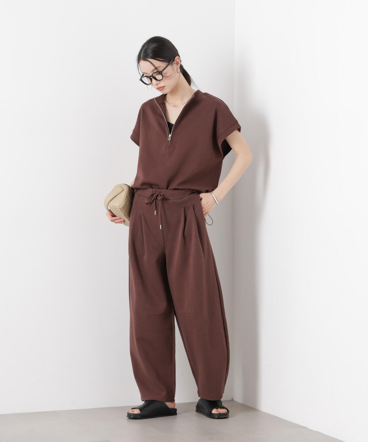 接触冷感ダンボールカットカーブシルエットパンツ(セットアップ可)