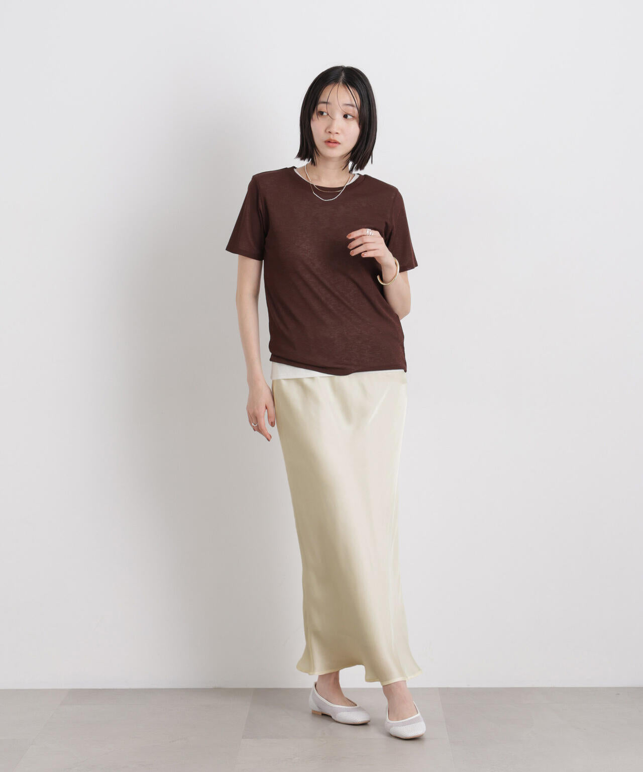 シアーサテンマキシスカート