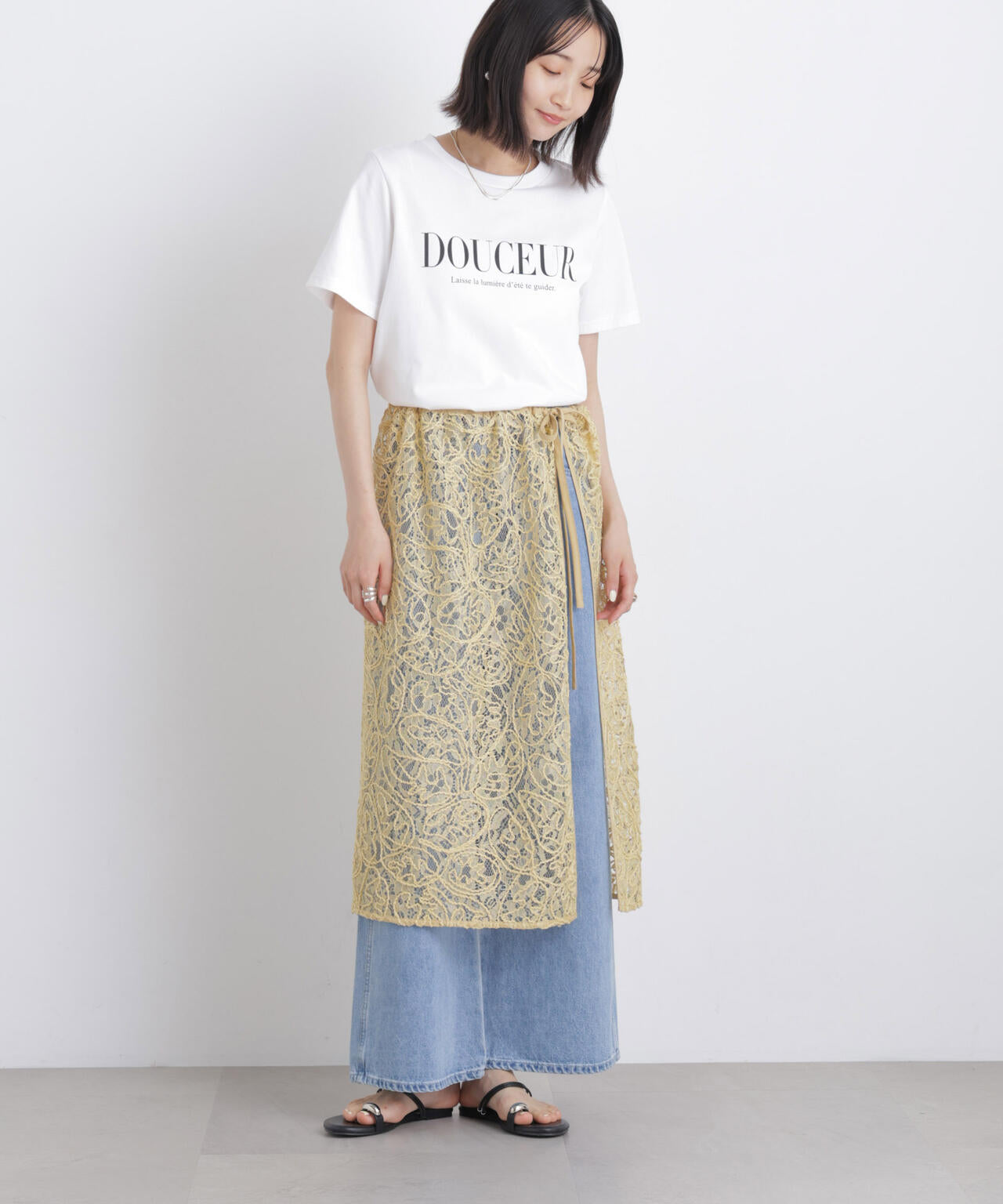 刺繍レースラップスカート