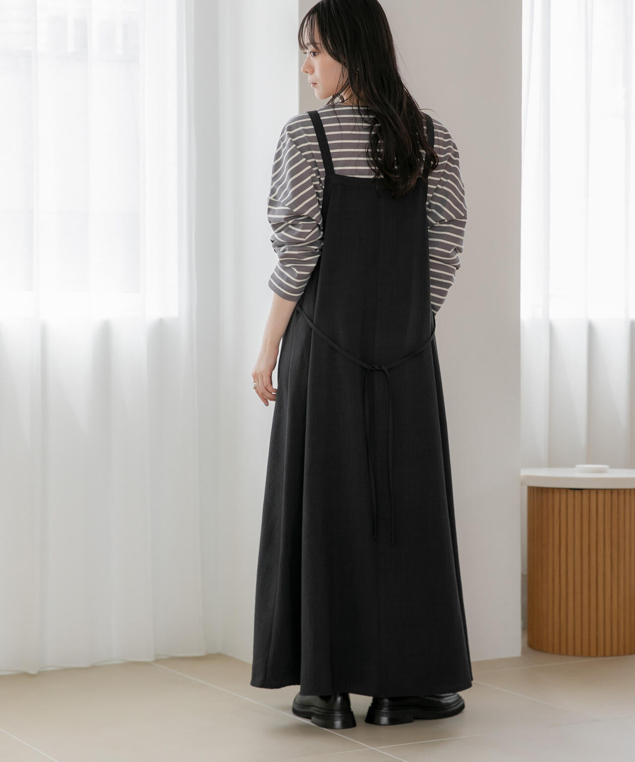 WEB限定/多機能素材 前後2wayショルダーストラップワンピース