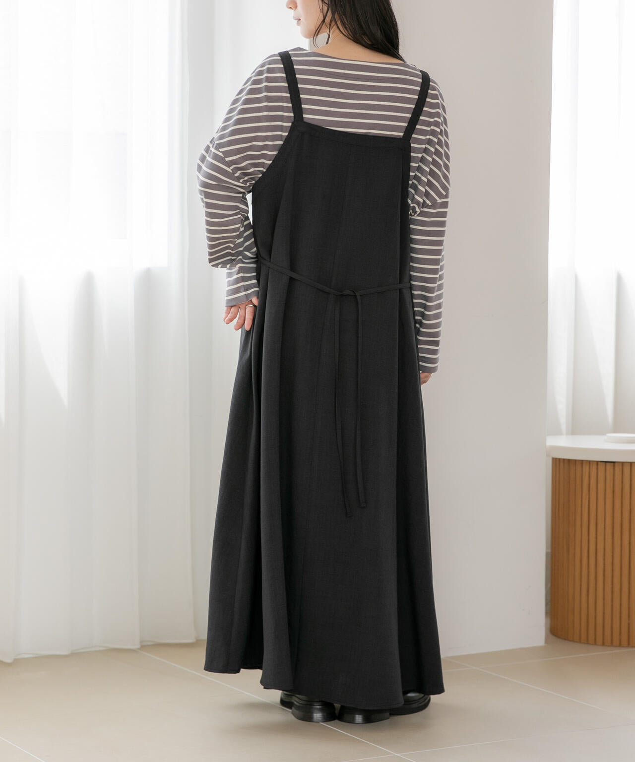 WEB限定/多機能素材 前後2wayショルダーストラップワンピース
