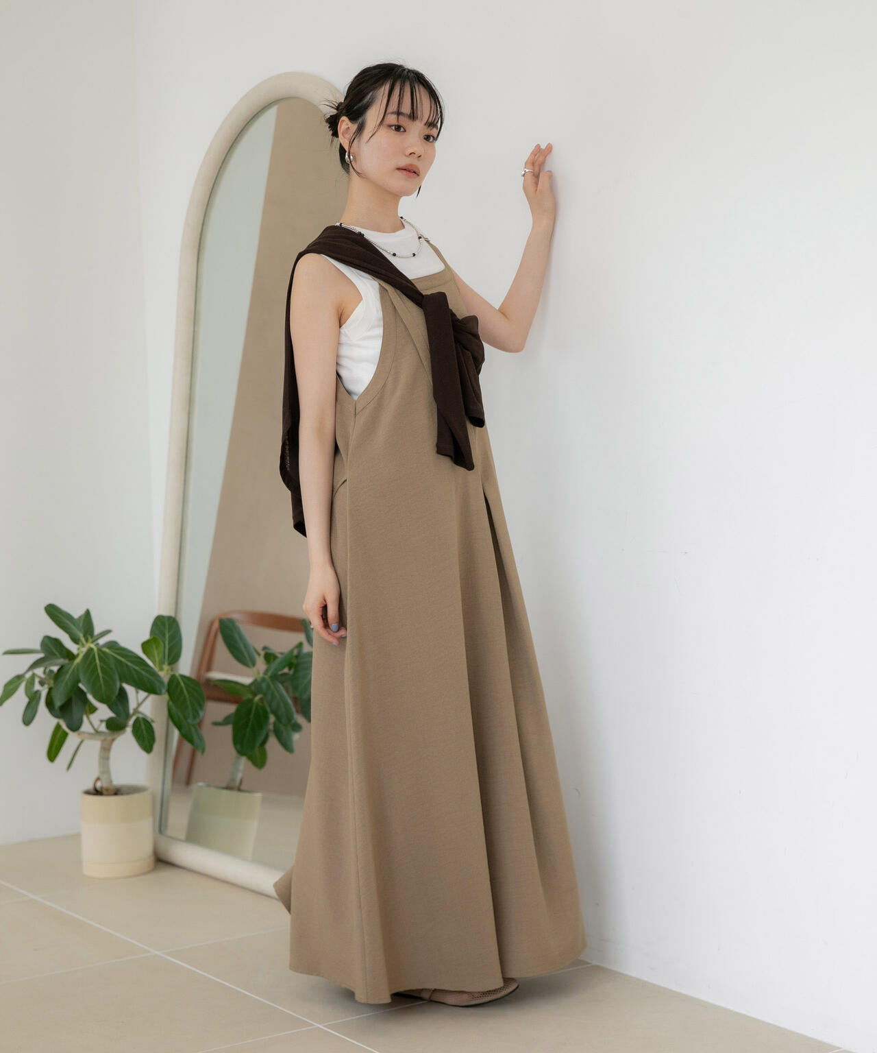 WEB限定/多機能素材 前後2wayショルダーストラップワンピース