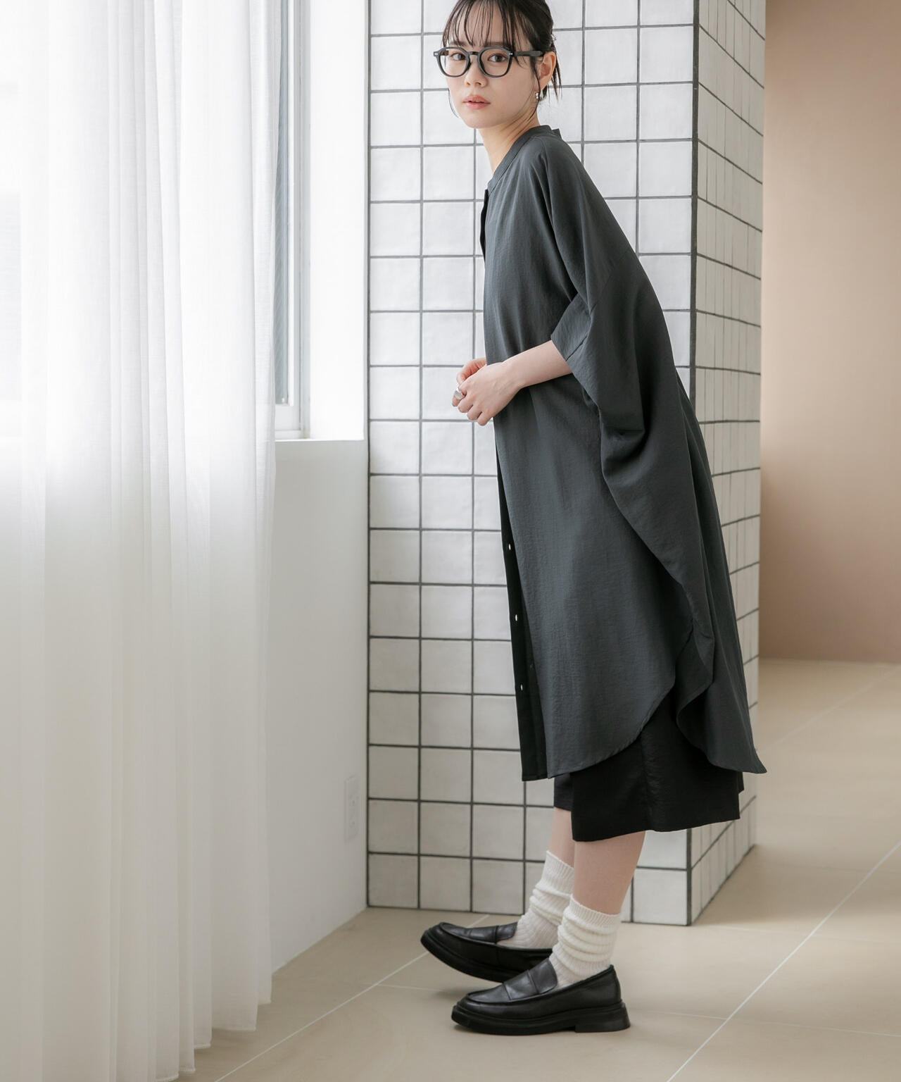 WEB限定/多機能素材 バンドカラーワイドチュニックシャツワンピース