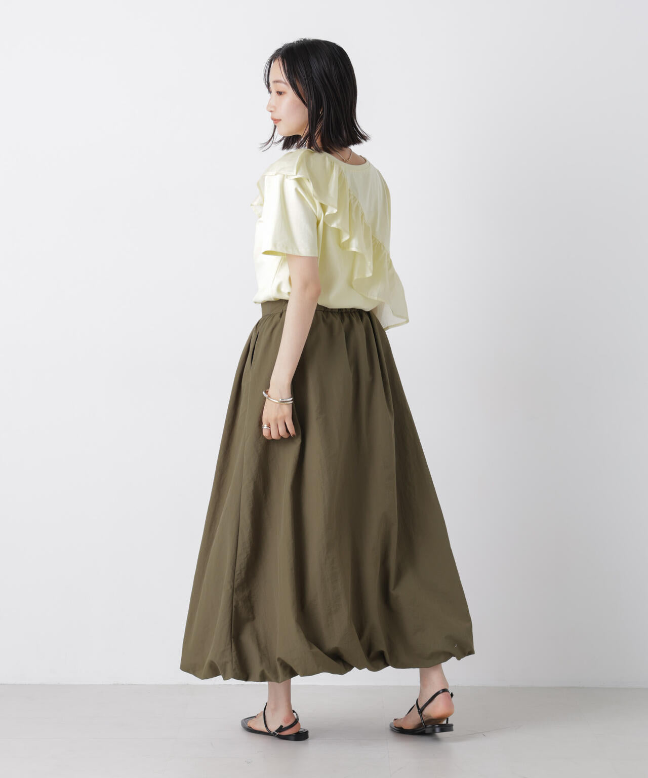 アシンメトリーフリル異素材コンビTシャツ