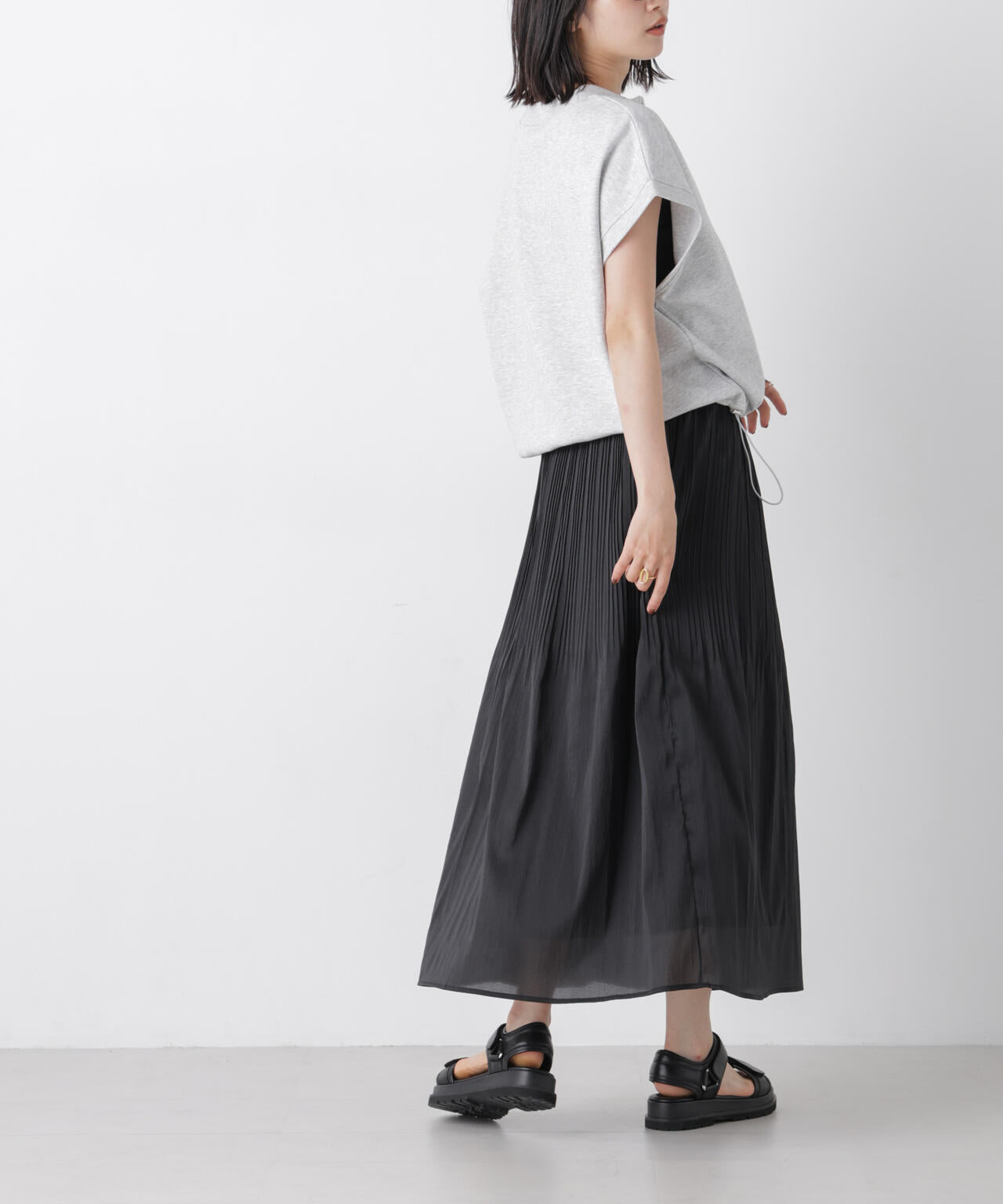 消しプリーツソフトシアースカート