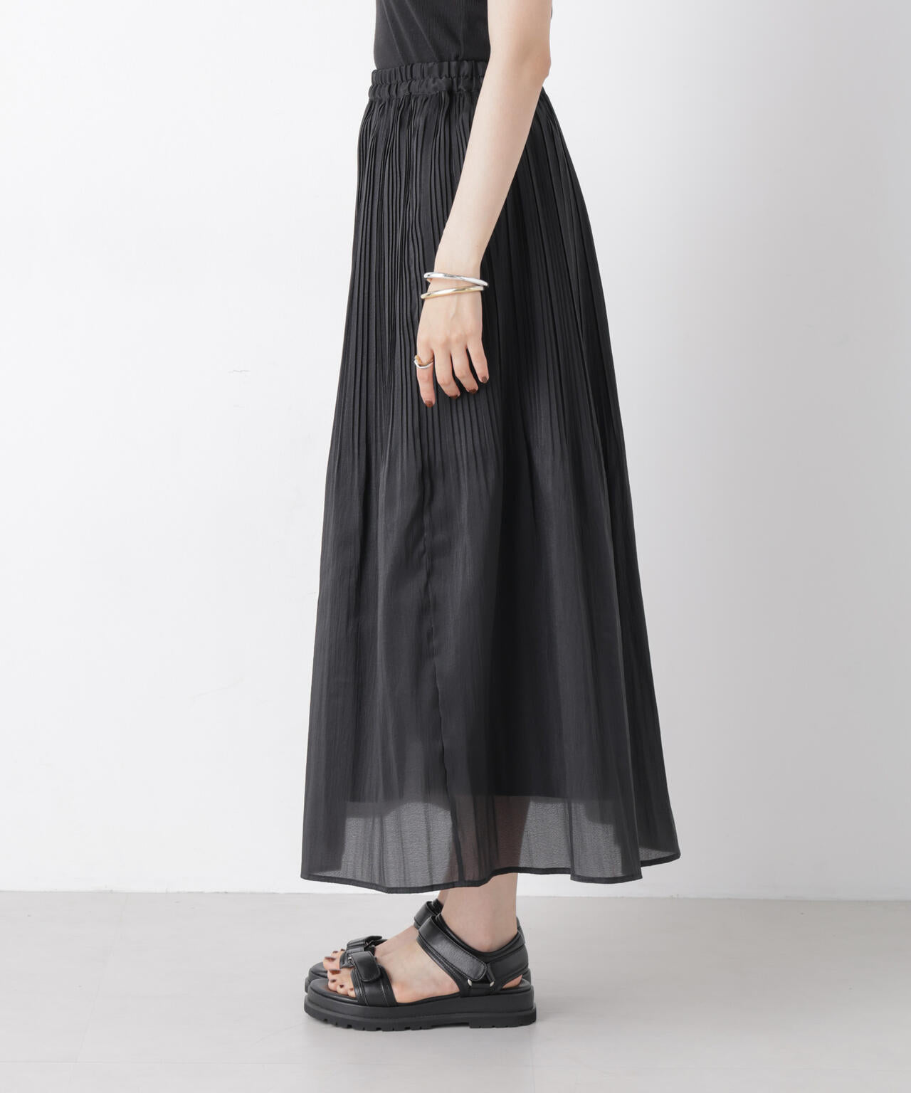 消しプリーツソフトシアースカート