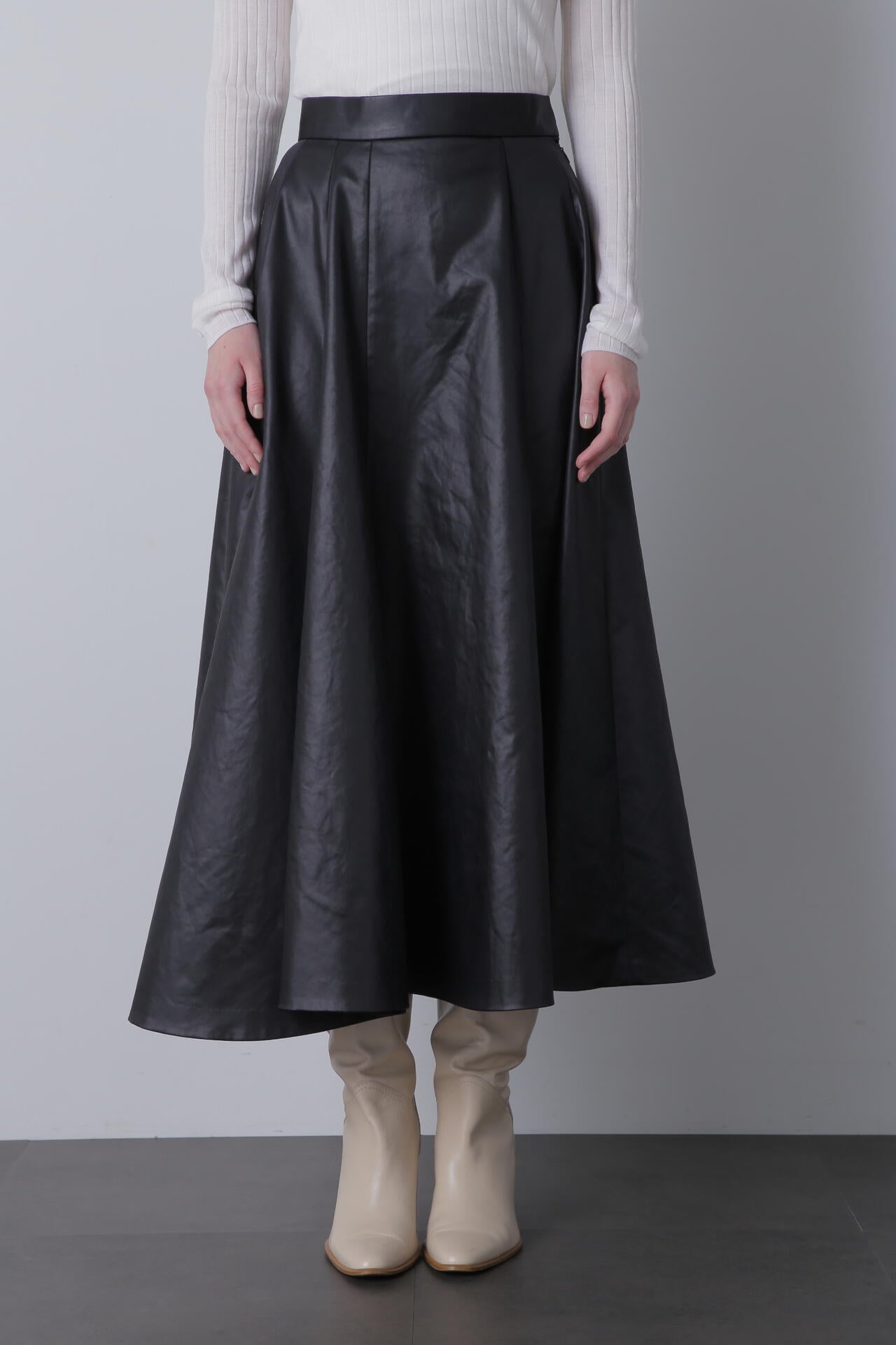 【TV着用】【Marisol 10月号掲載商品】レザーライクサテンスカート