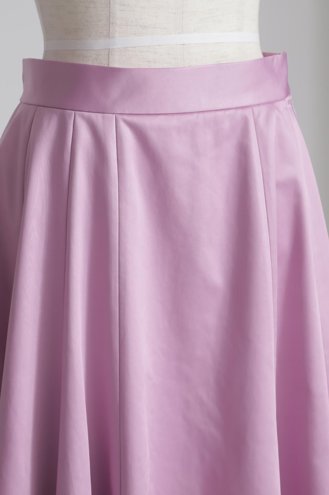 【TV着用】【Marisol 10月号掲載商品】レザーライクサテンスカート