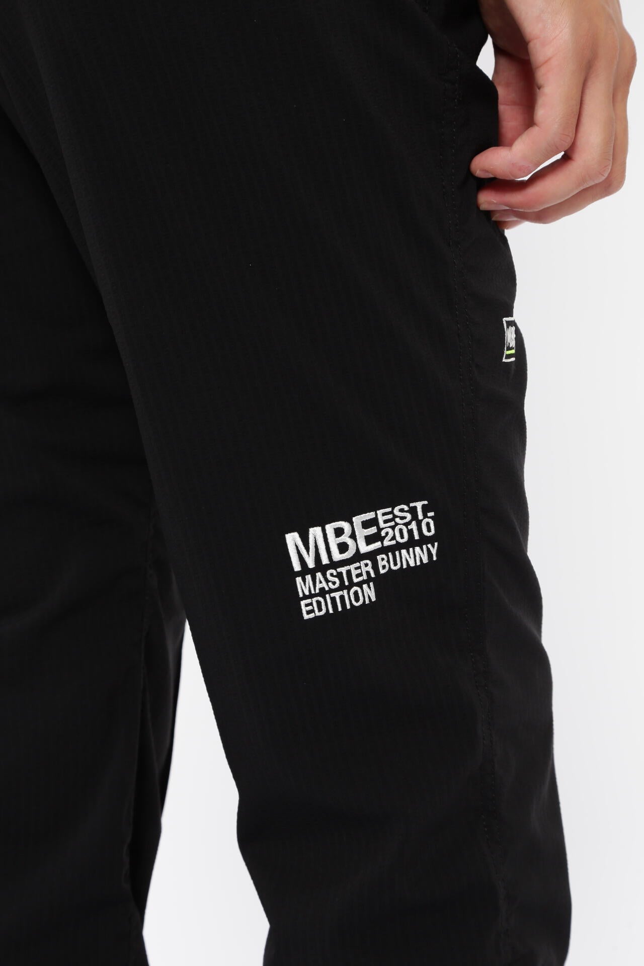 縦編みサッカーストレッチパンツ