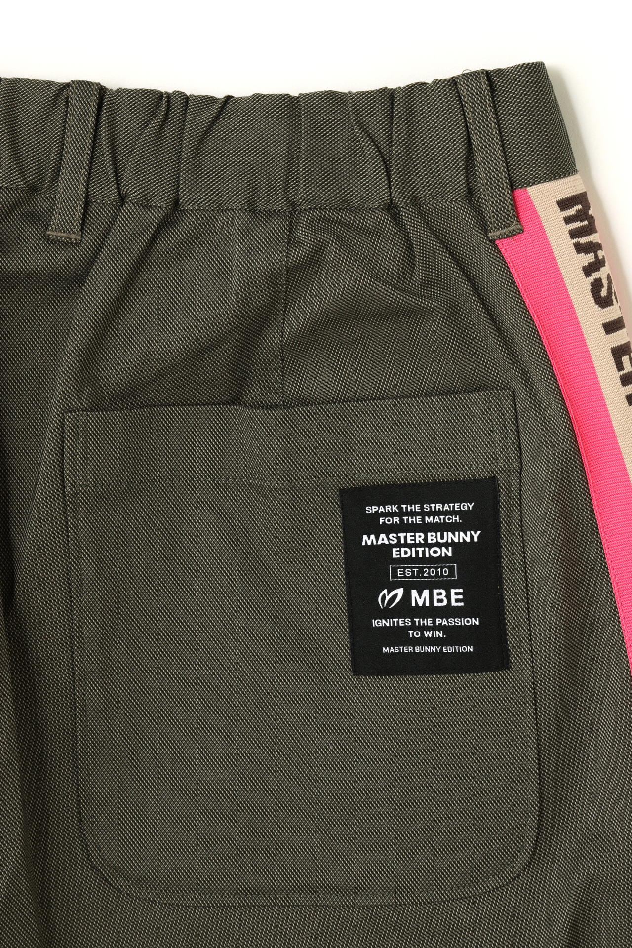レトロレンジシャークスキンストレッチショートパンツ