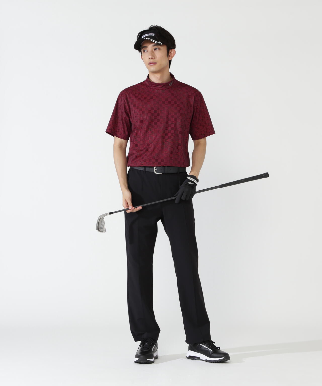 H:182cm/C:93/W:77/H:91 着用サイズ：5