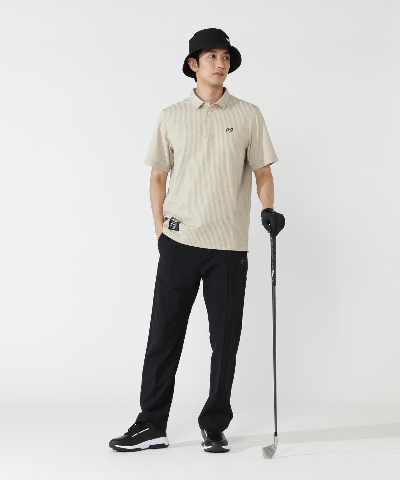 H:182cm/C:93/W:77/H:91 着用サイズ：5