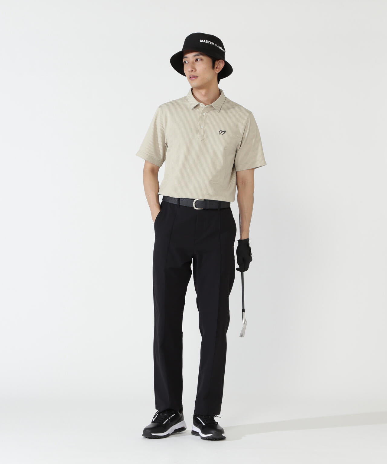 H:182cm/C:93/W:77/H:91 着用サイズ：5