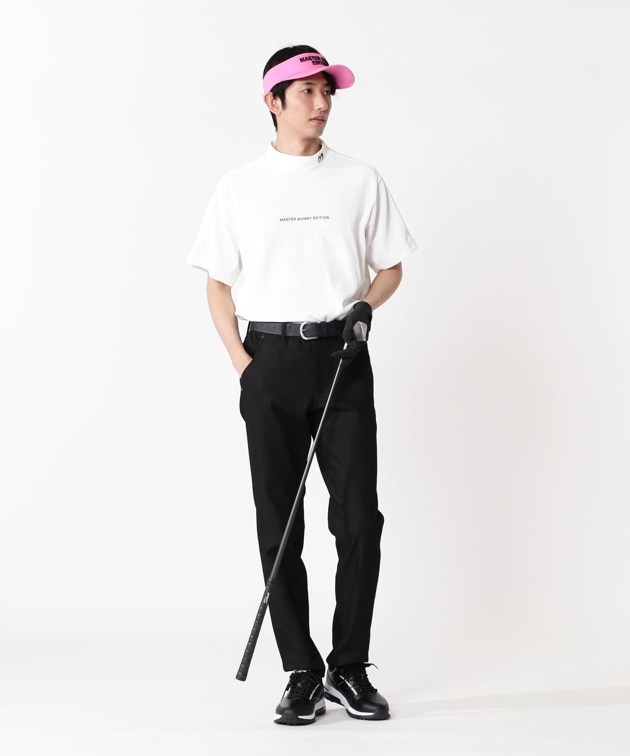 H:182cm/C:93/W:77/H:91 着用サイズ：5