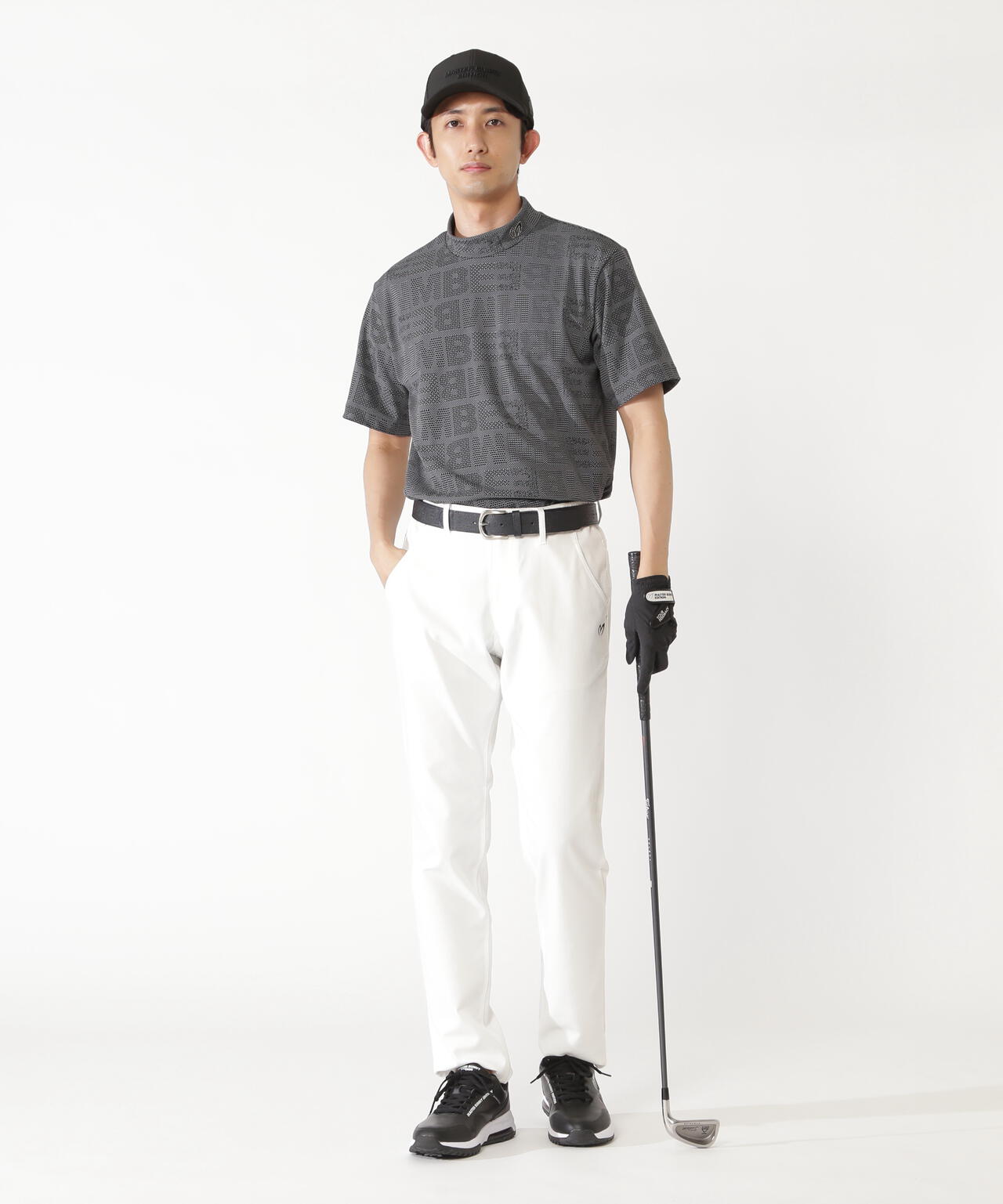 H:182cm/C:93/W:77/H:91 着用サイズ：5