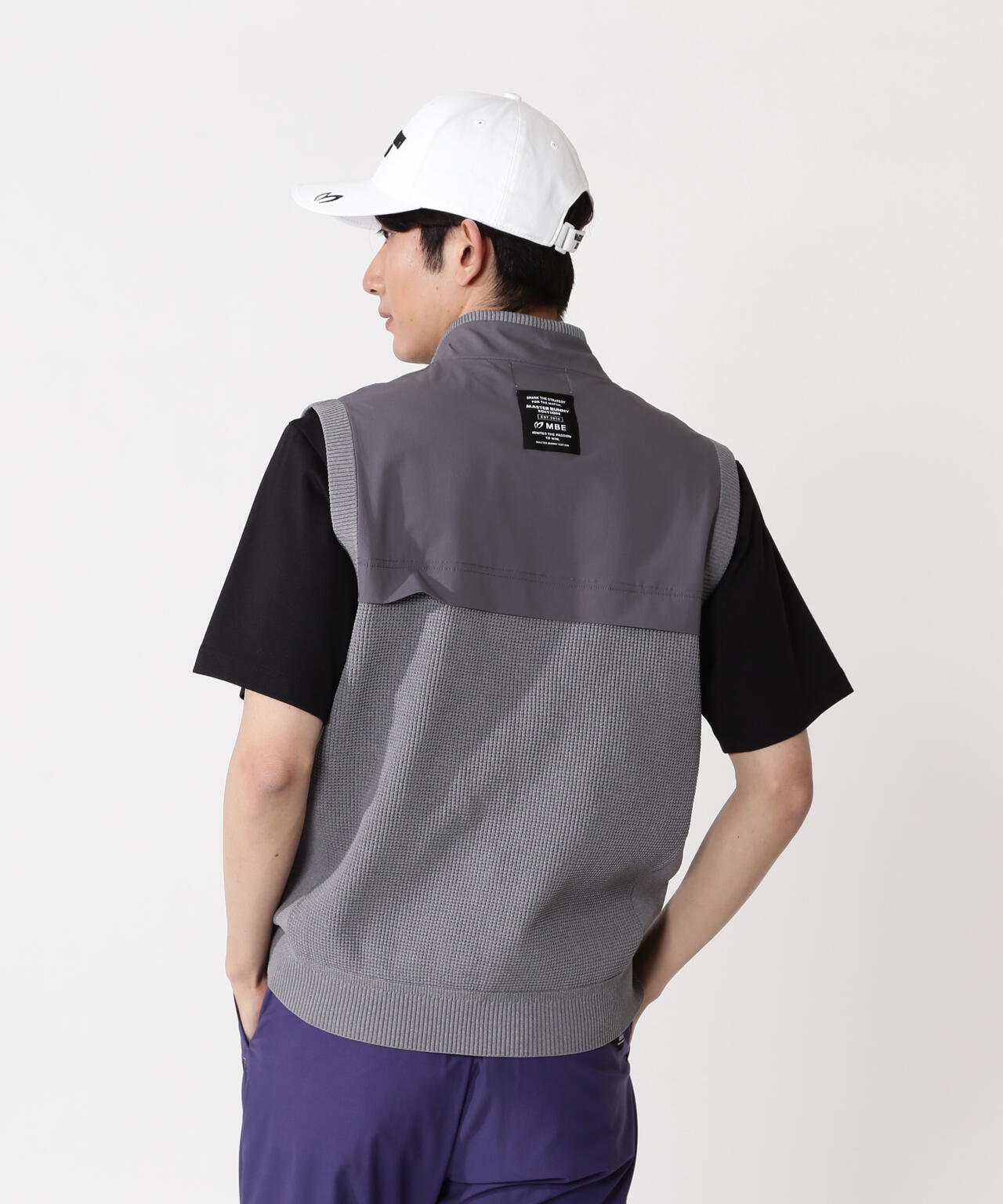 H:182cm/C:93/W:77/H:91 着用サイズ：5