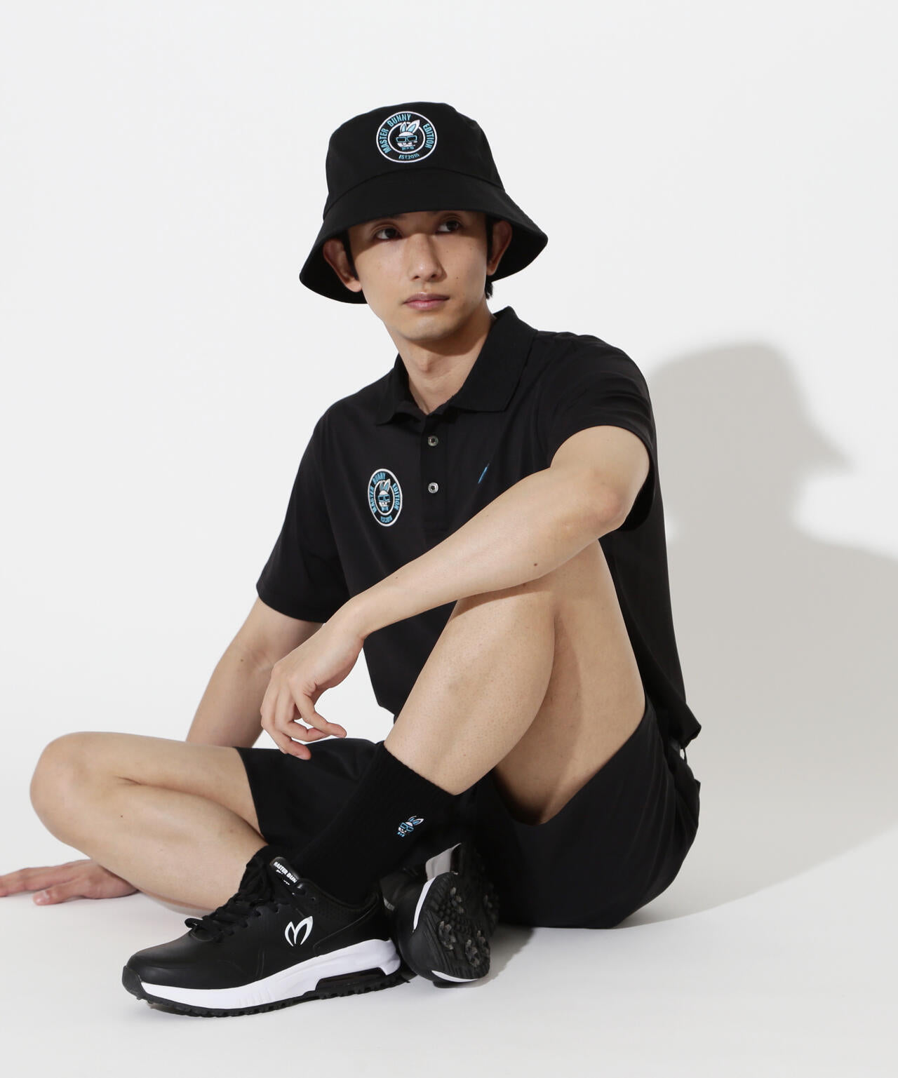 H:182cm/C:93/W:77/H:91