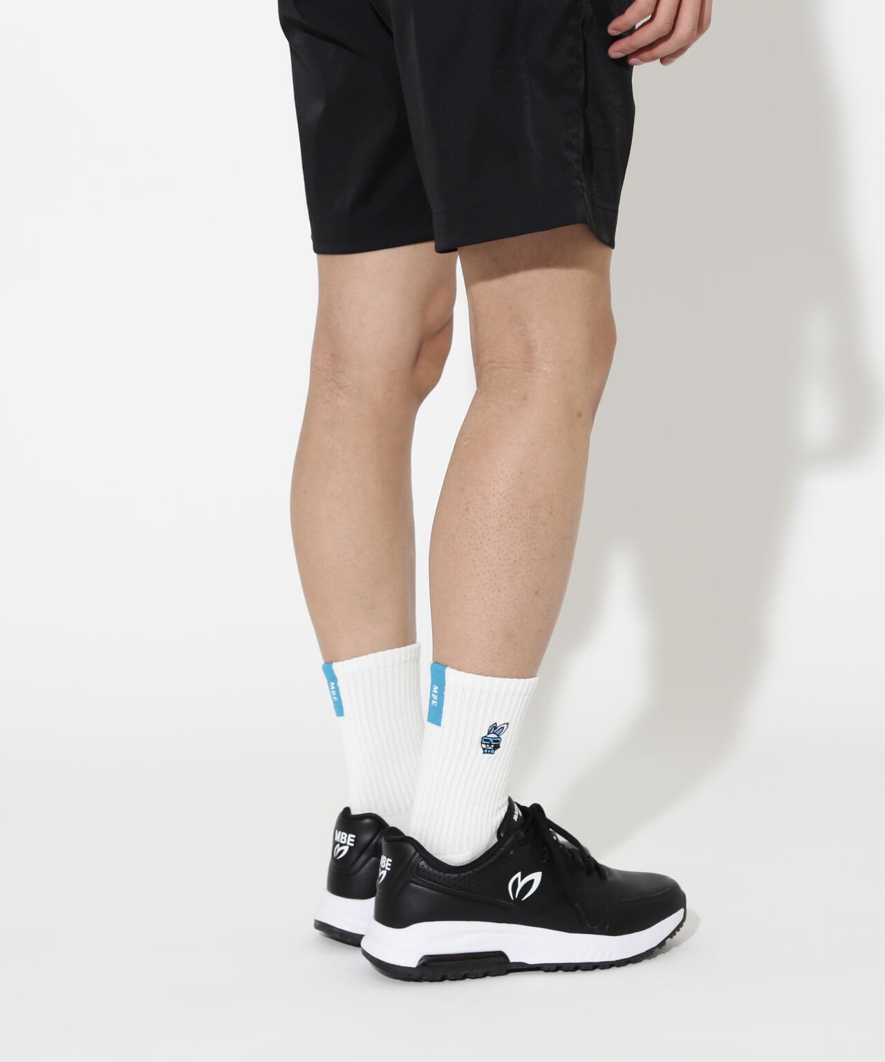H:182cm/C:93/W:77/H:91