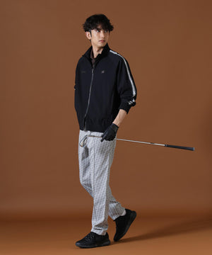 H:182cm/C:93/W:77/H:91 着用サイズ：5