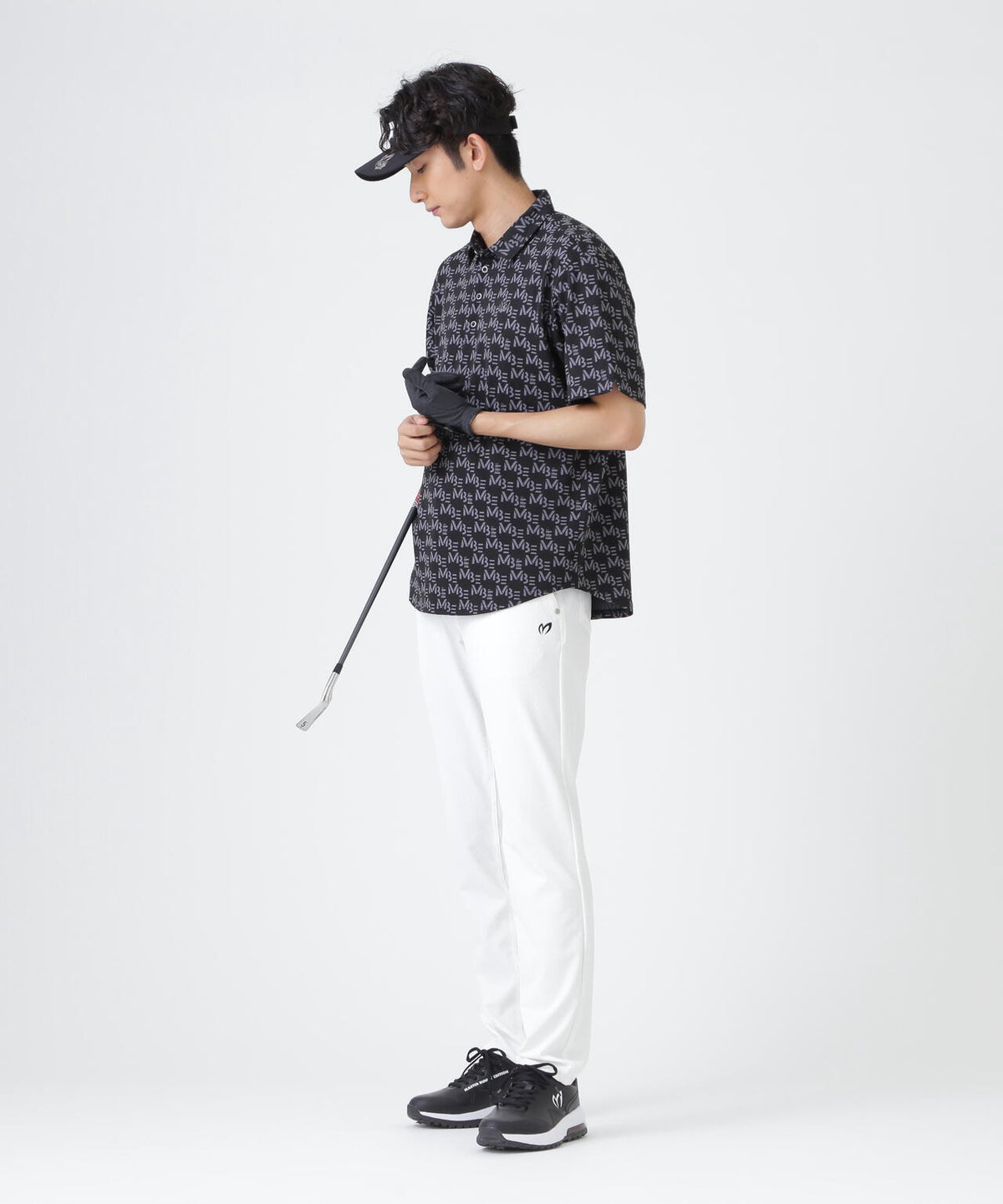 H:182cm/C:93/W:77/H:91 着用サイズ：5
