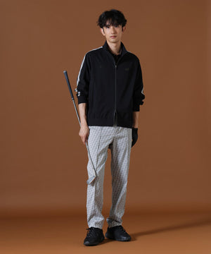 H:182cm/C:93/W:77/H:91 着用サイズ：5