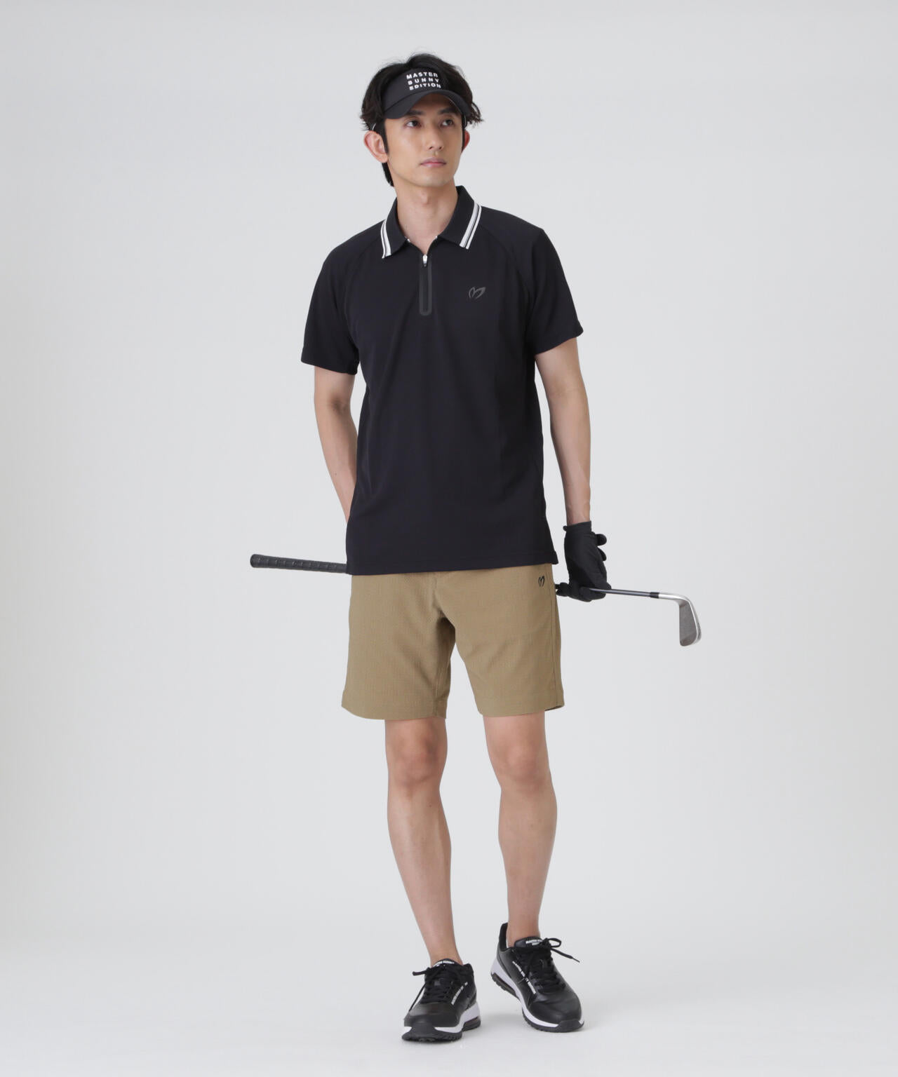 H:182cm/C:93/W:77/H:91 着用サイズ：5