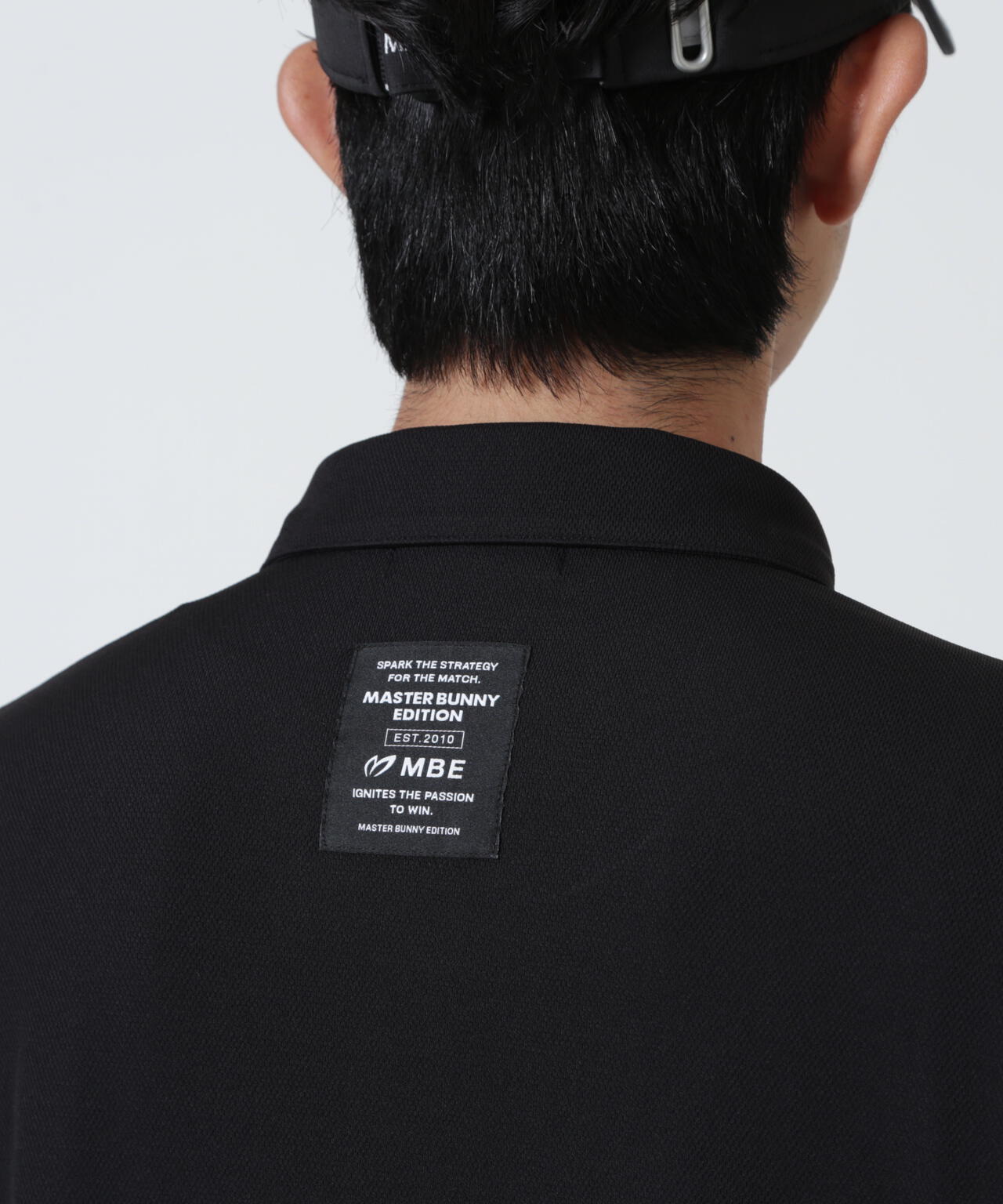 H:182cm/C:93/W:77/H:91 着用サイズ：5